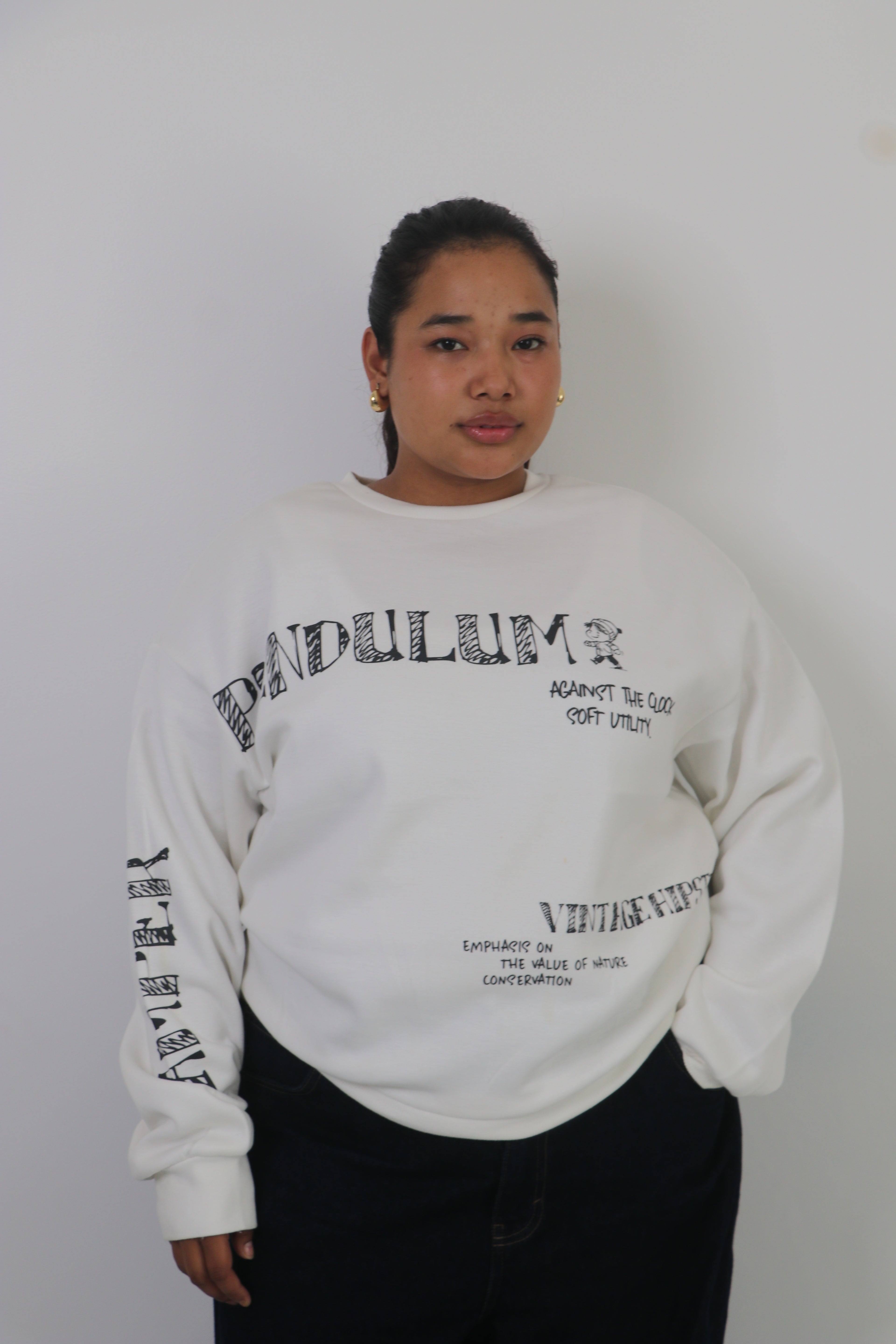 Sweatshirt