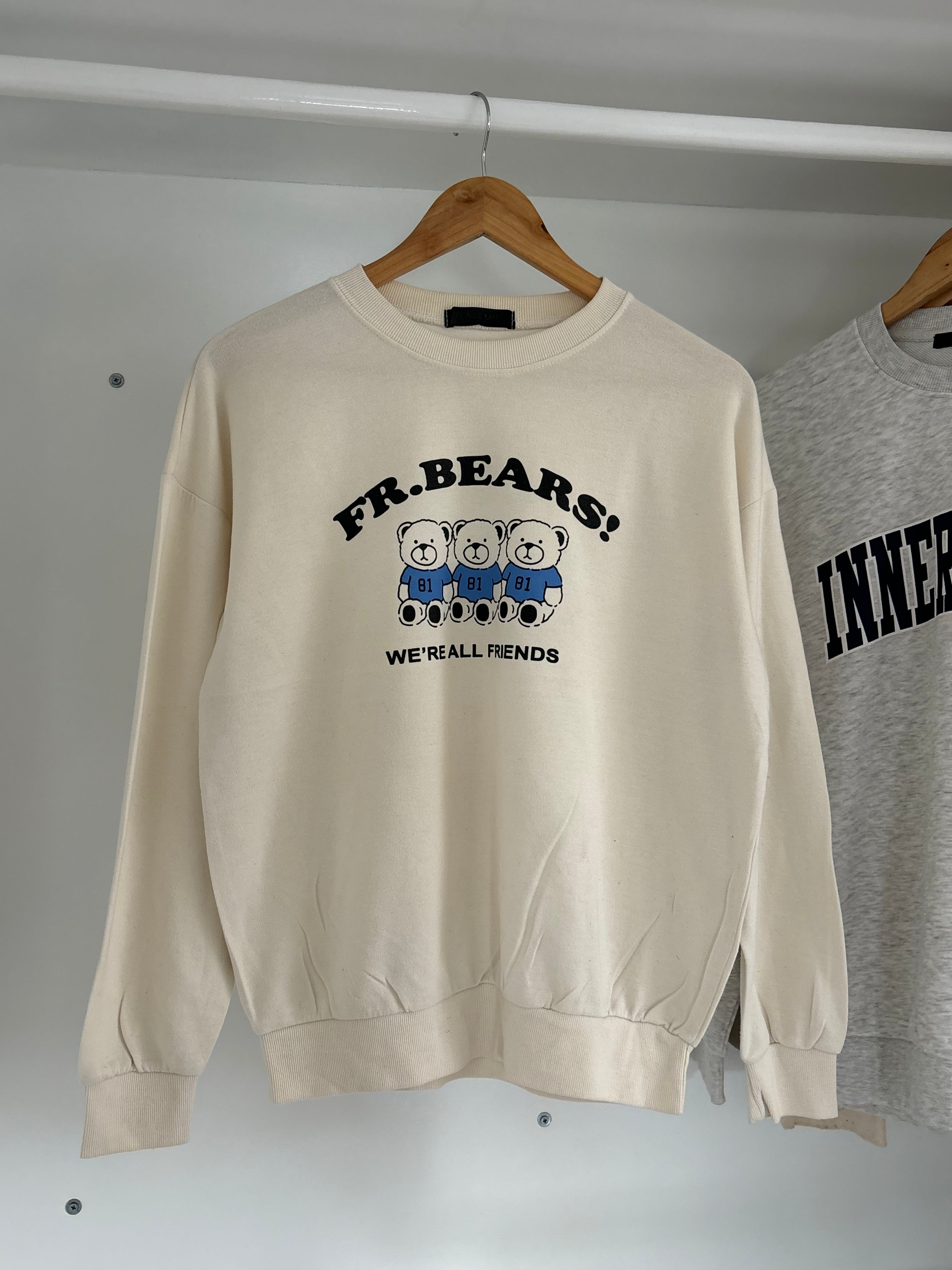 Graphic sweatshirt