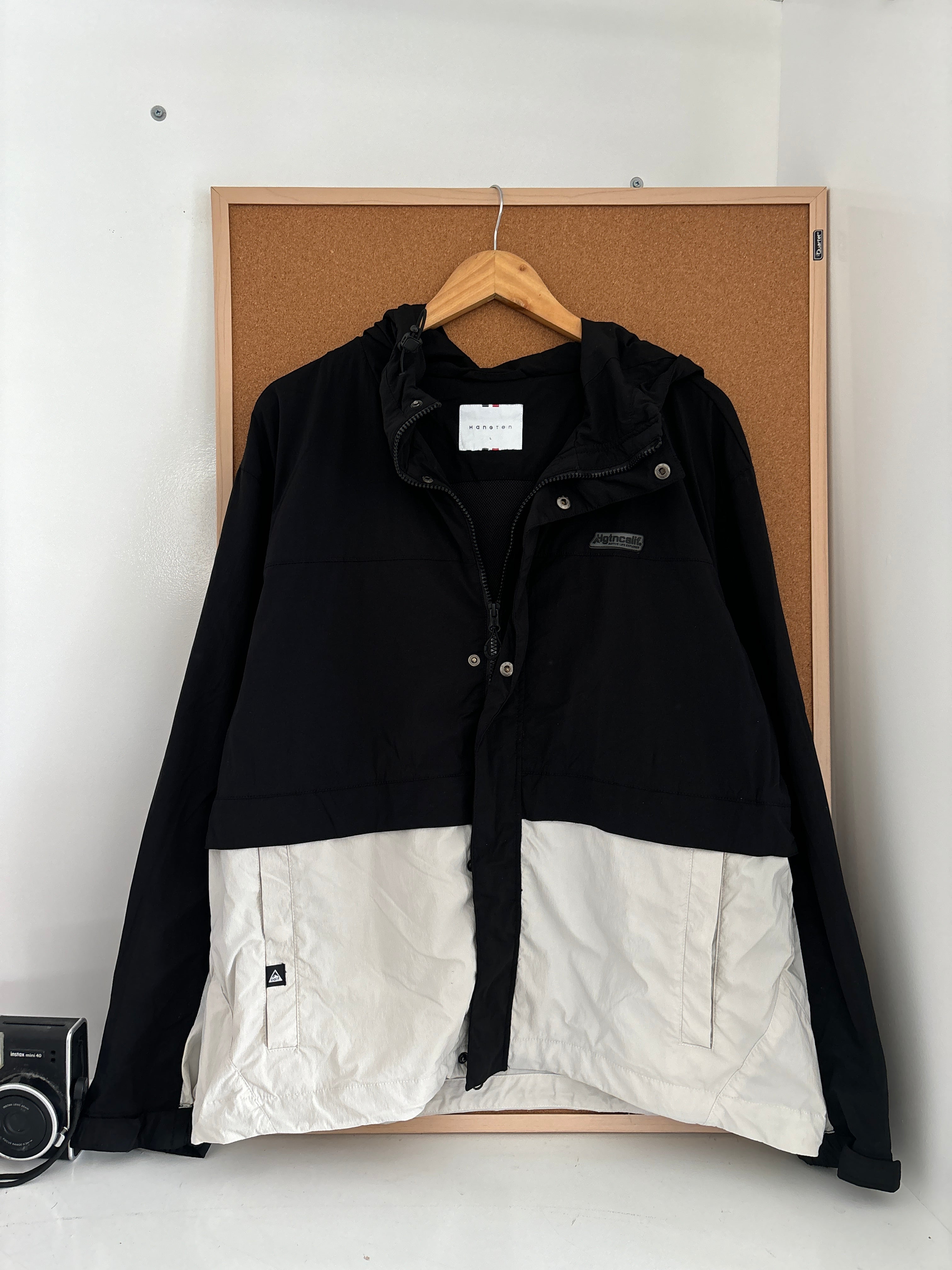 Black & White Outdoor Windbreaker Coat