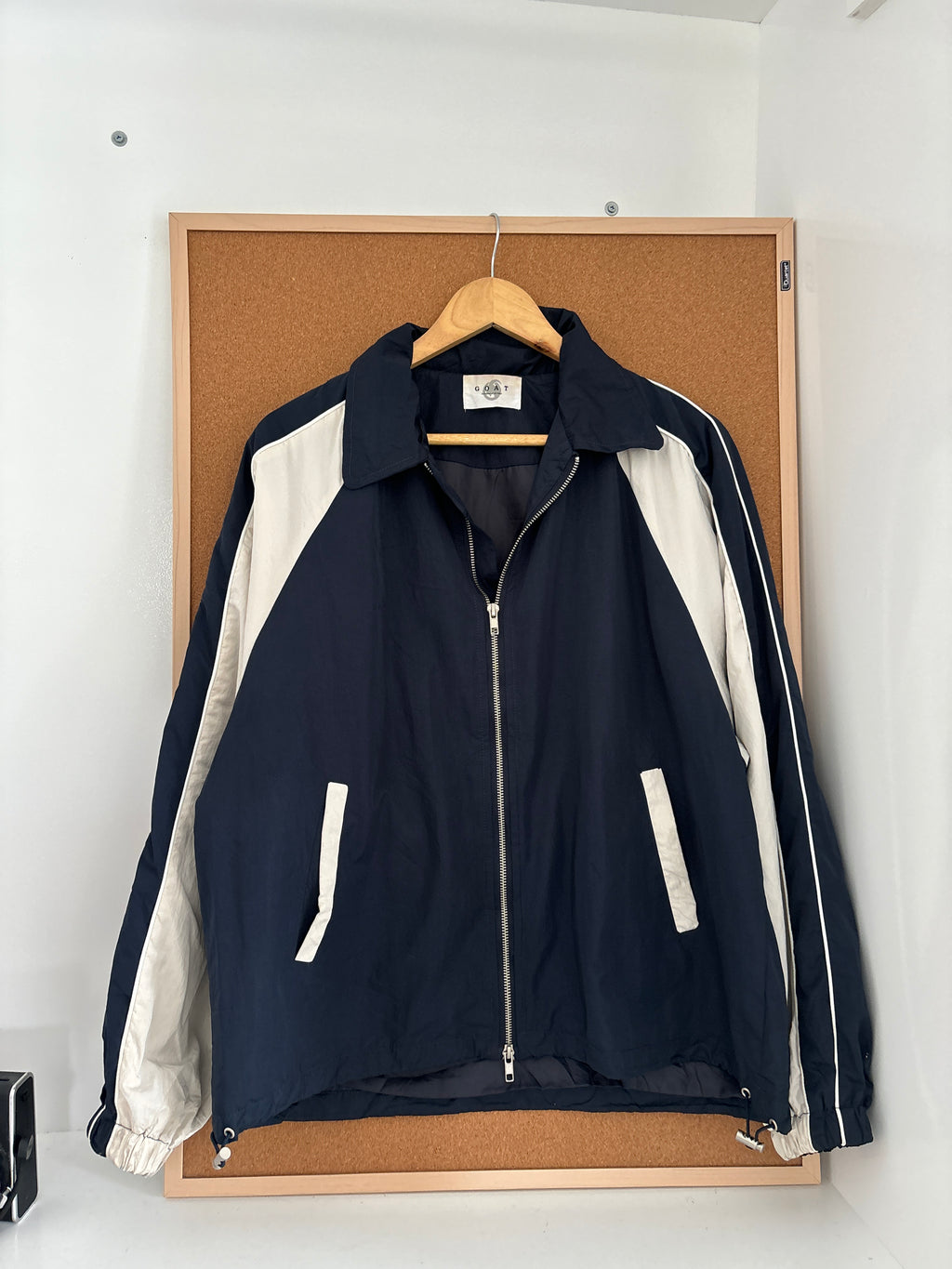 Vintage-Inspired Zip-Up Windbreaker