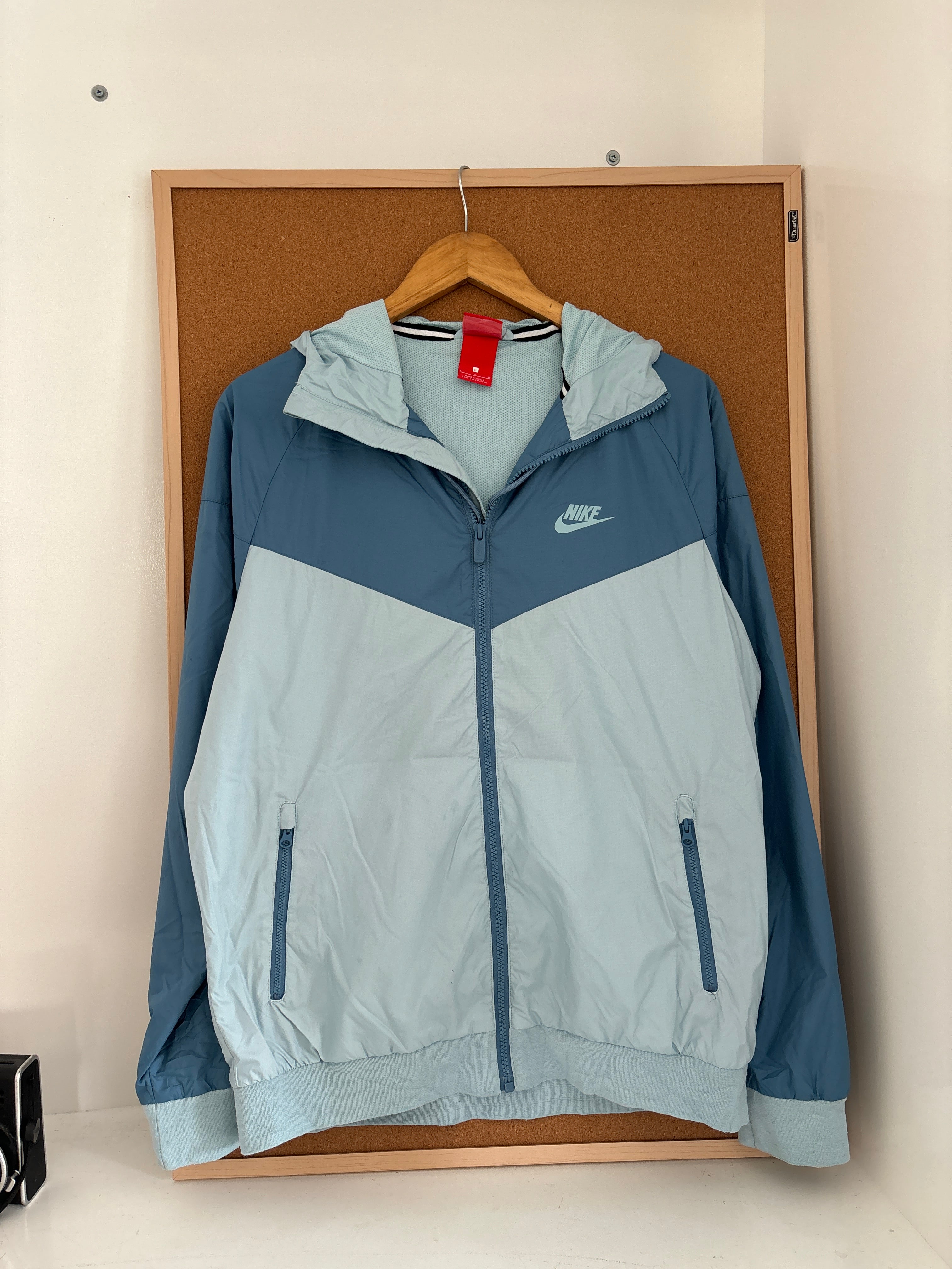 Nike windbreaker jacket