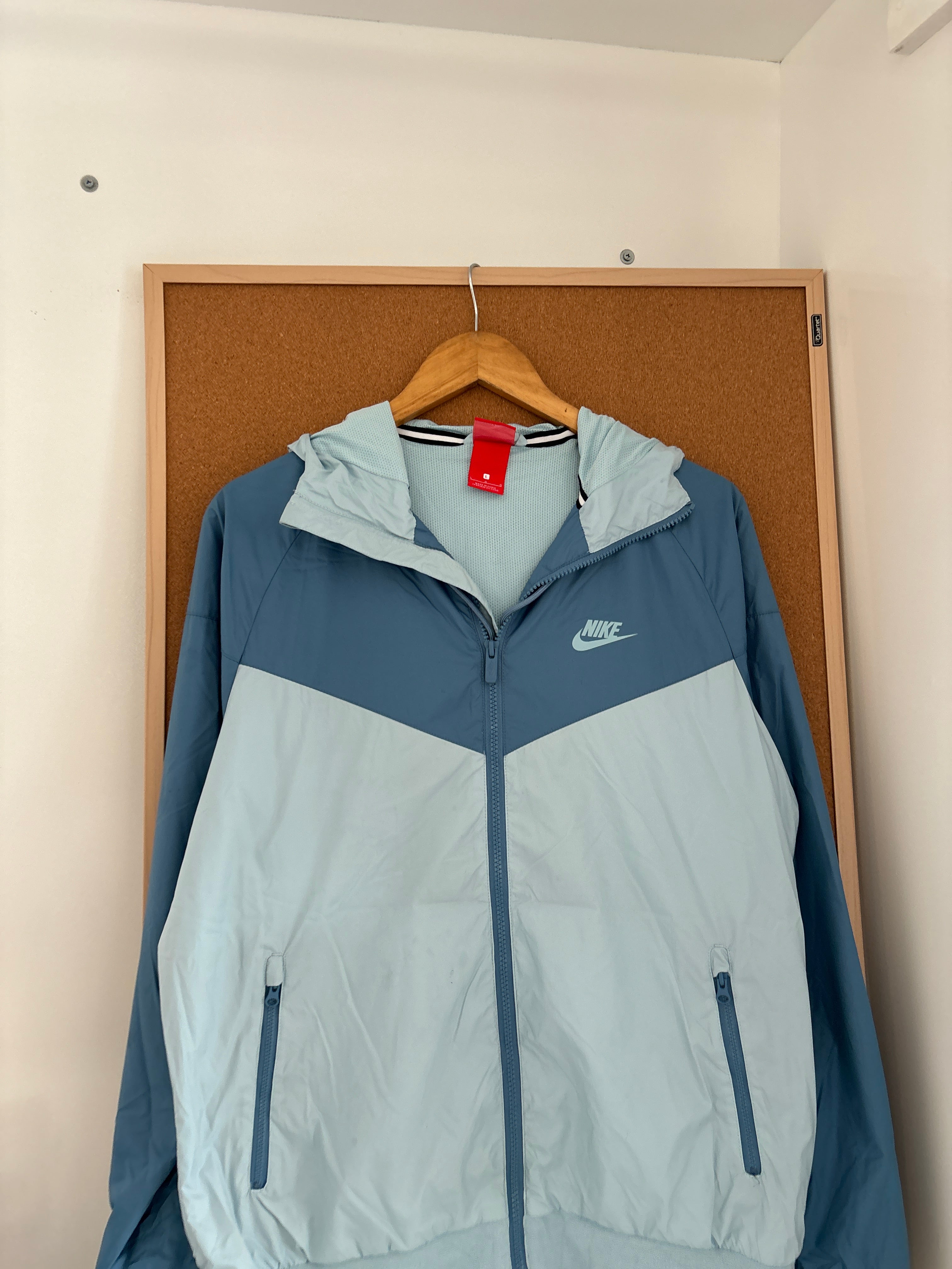 Nike windbreaker jacket