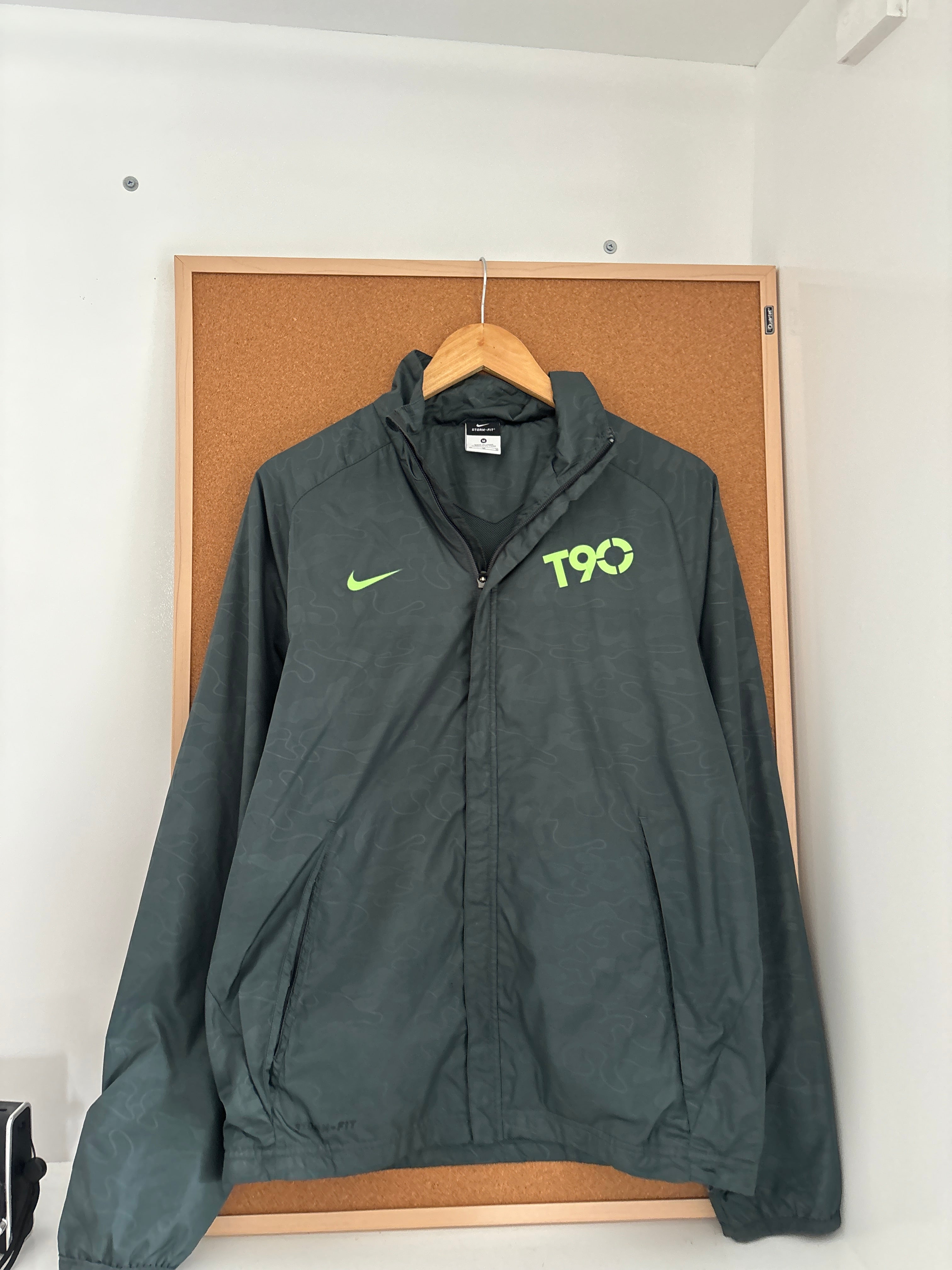 Nike T90 (Total 90) Dri-FIT lightweight Jacket