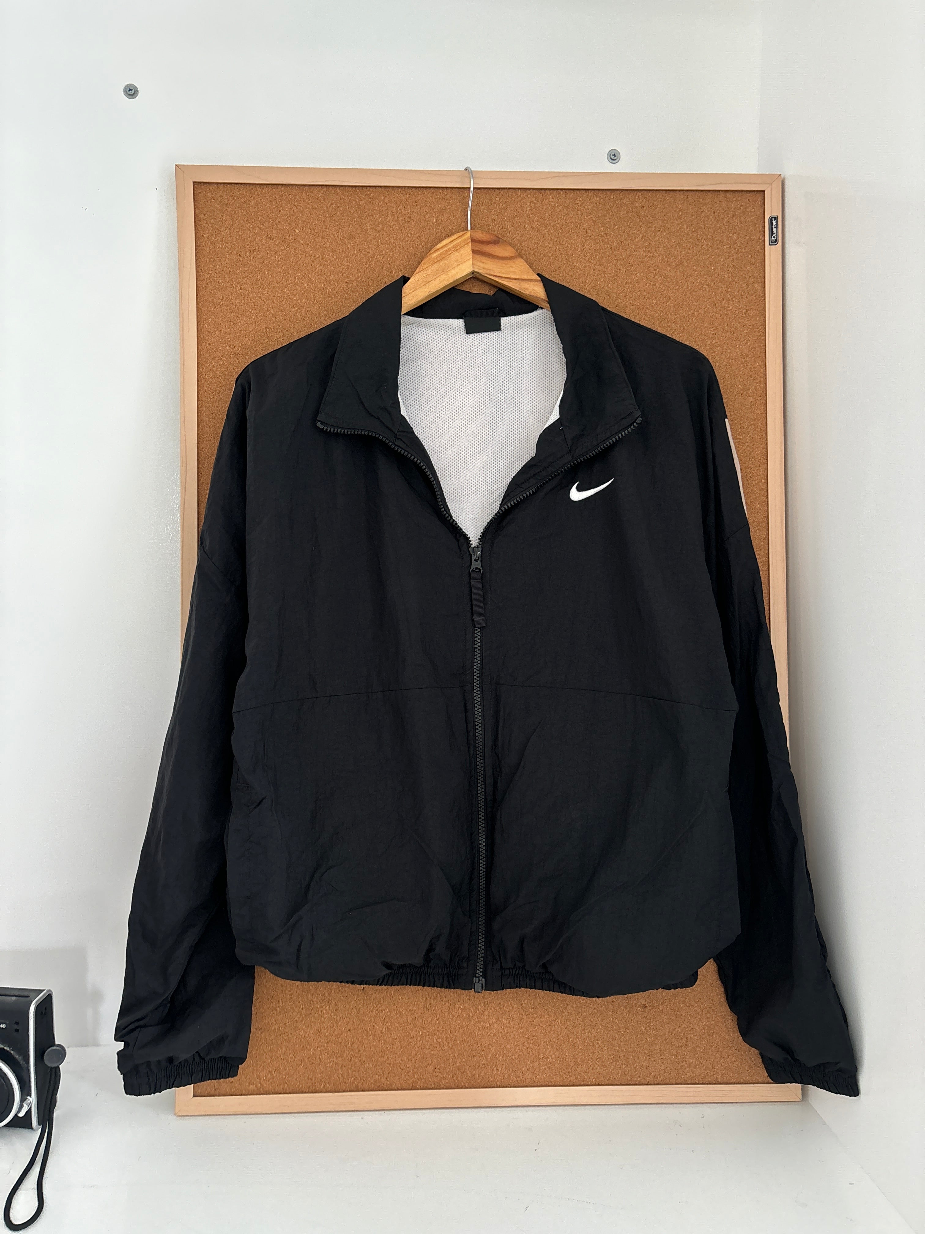 Black Nike lightweight jacket