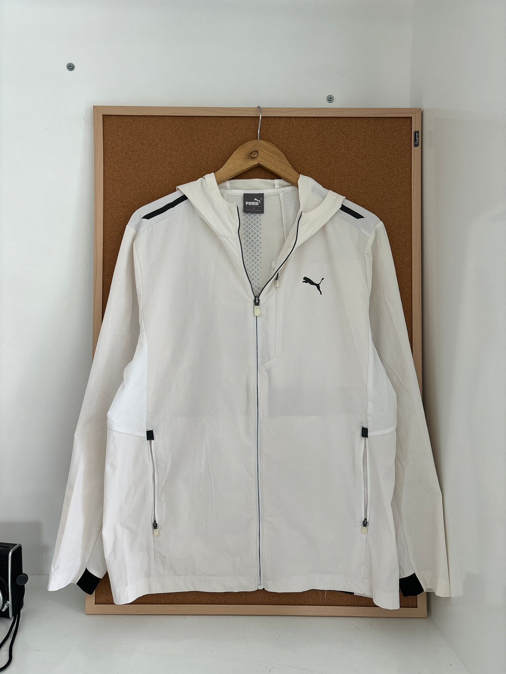 white Puma hooded sports