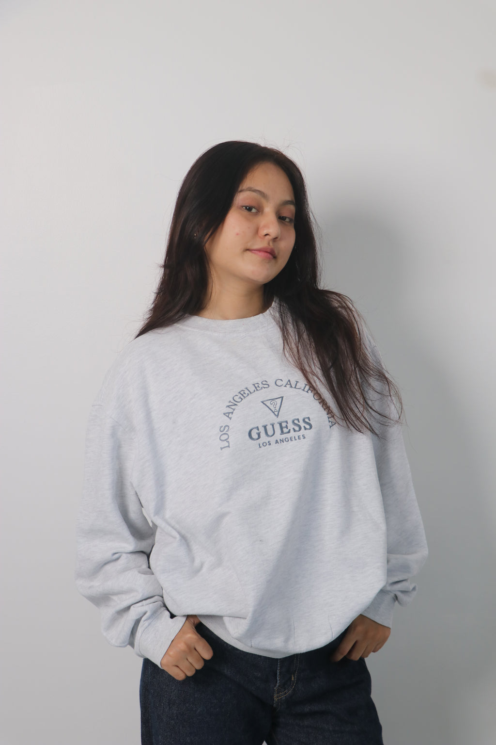 Guess sweatshirt