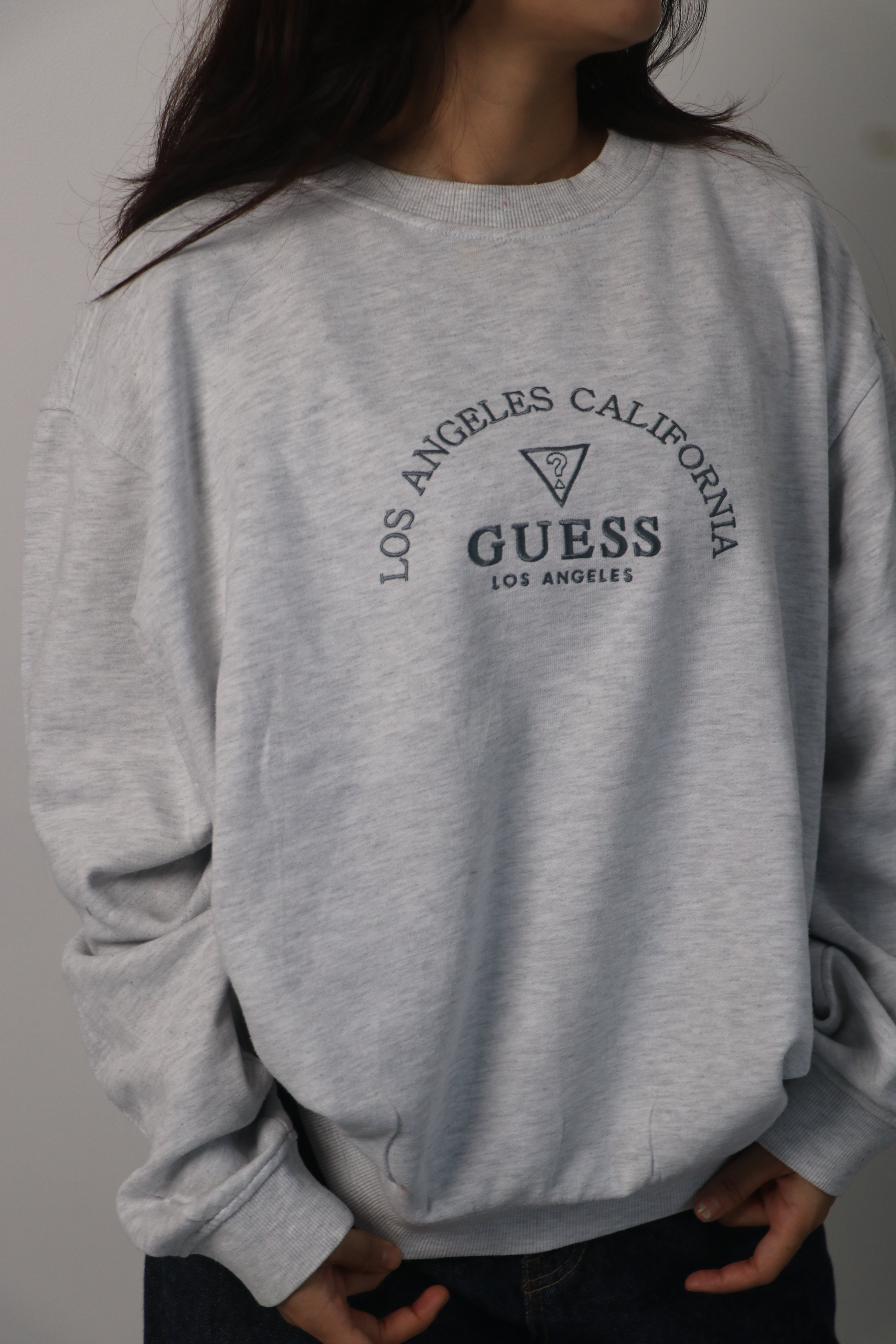 Guess sweatshirt