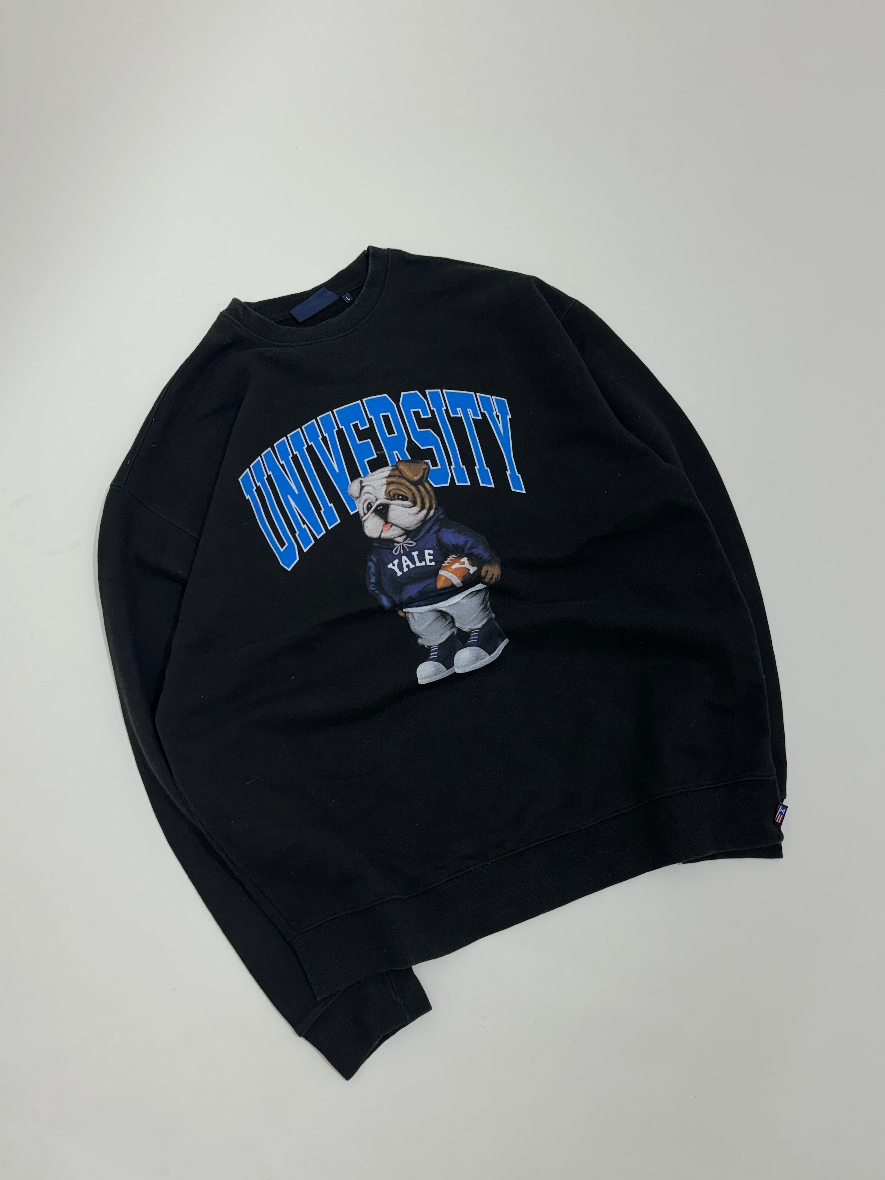 Yale sweatshirt