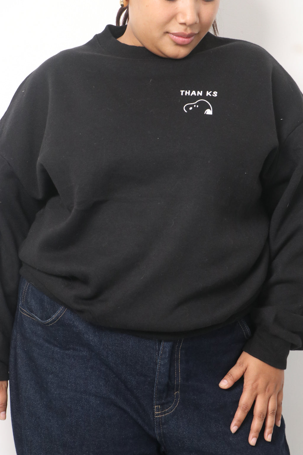 Sweatshirt