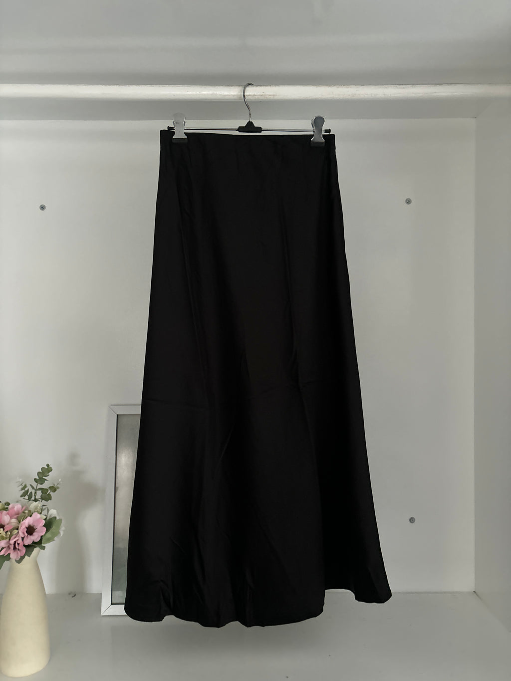 Satin black skirt