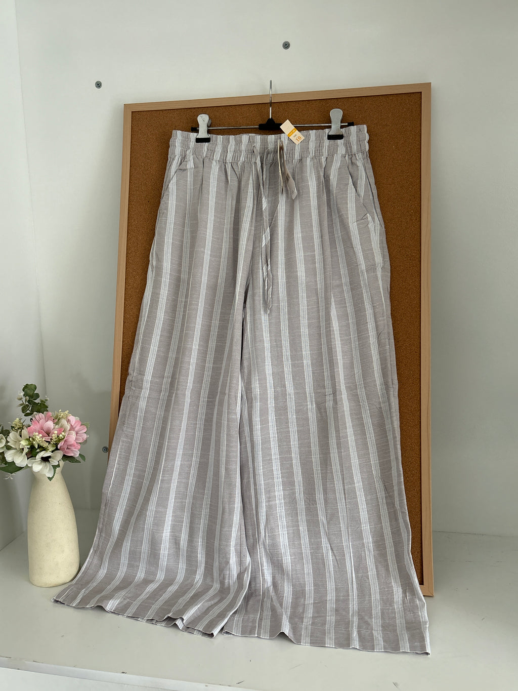 Striped Linen trousers