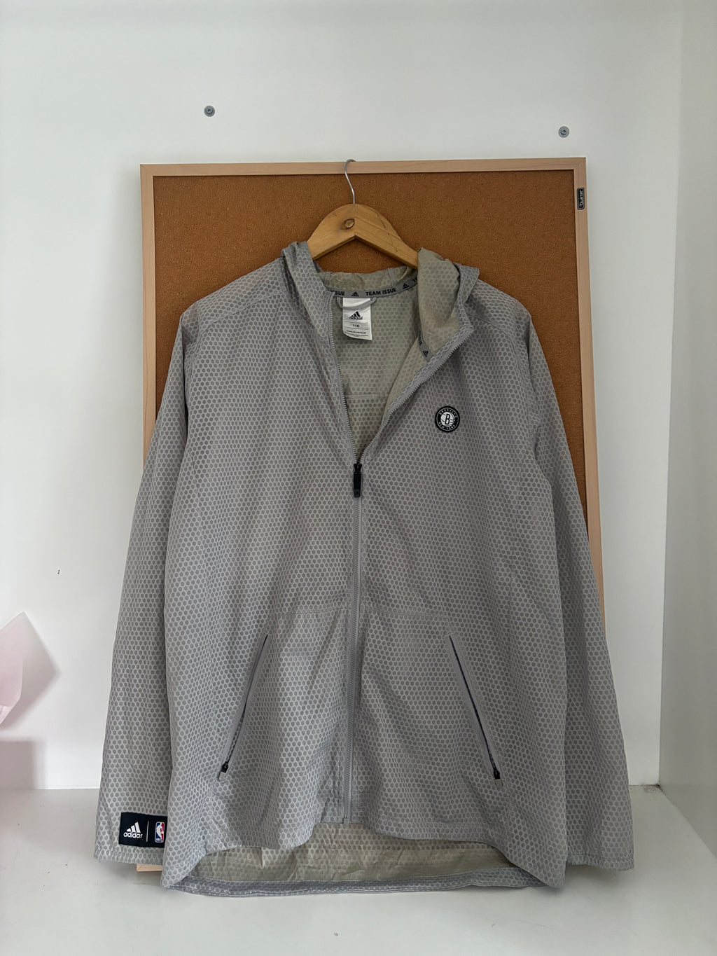 Adidas Brooklyn basketball jacket(NBA)