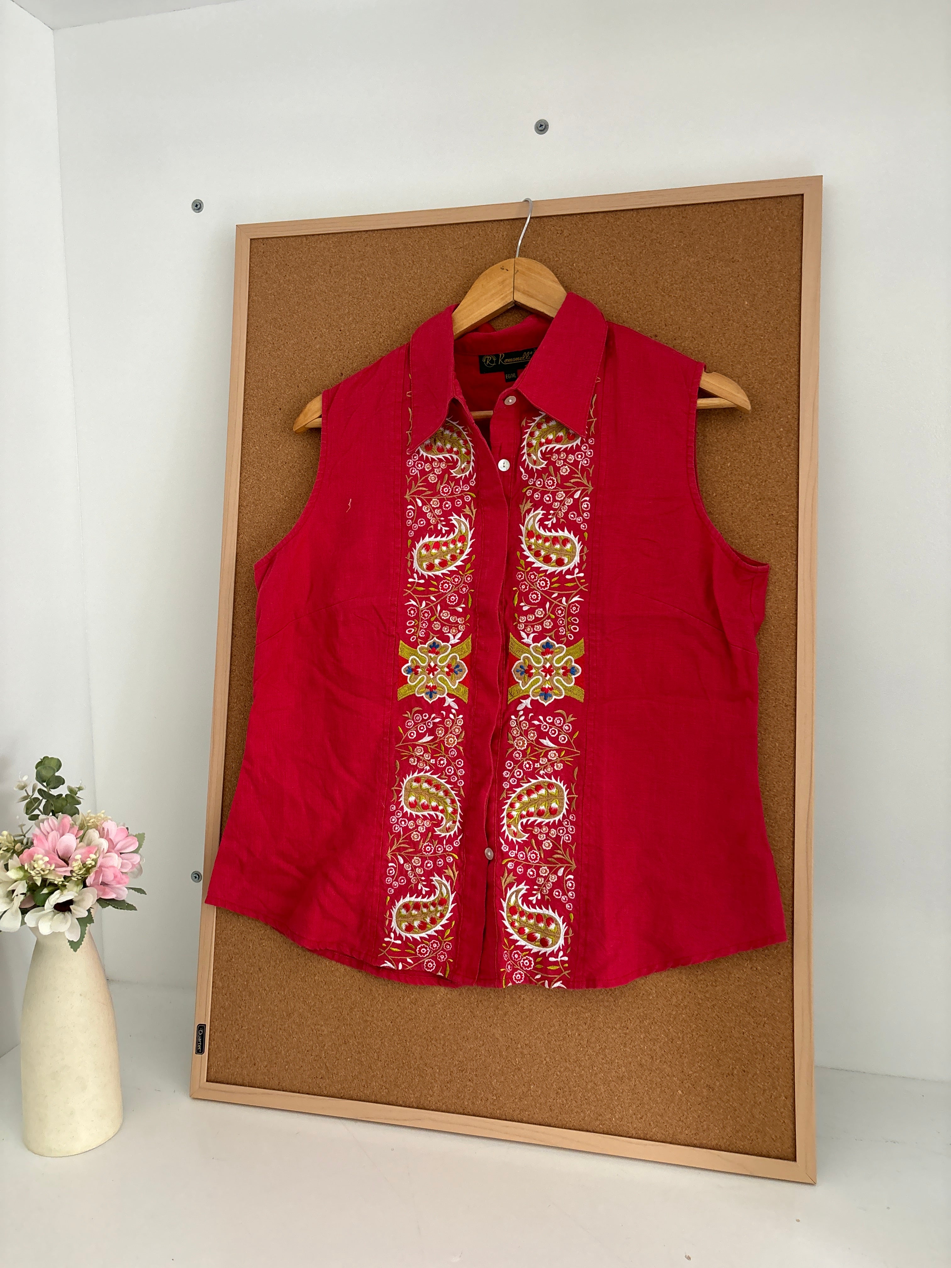 Linen embroidered shirt