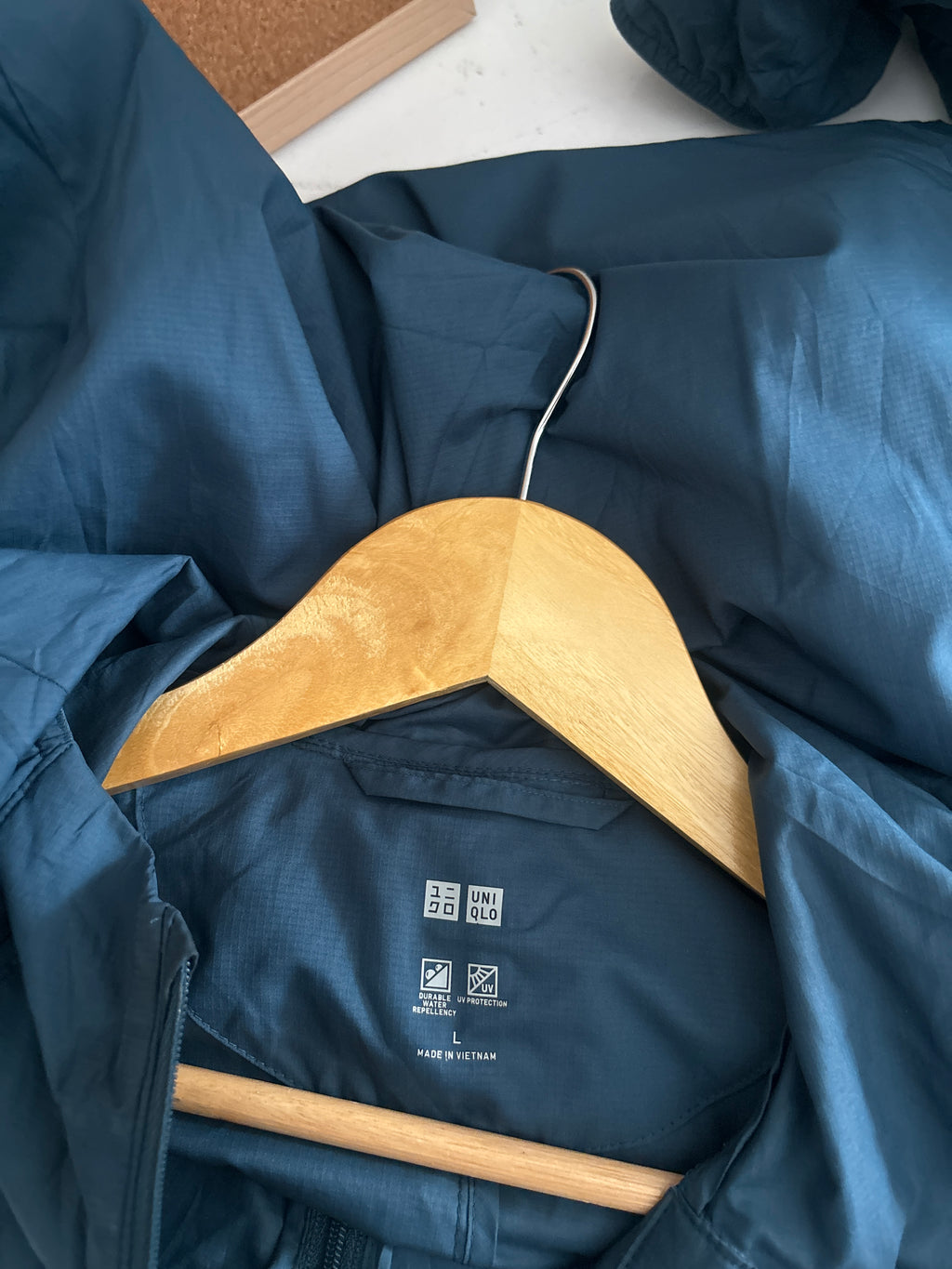 Uniqlo summer jacket(slightly defective)