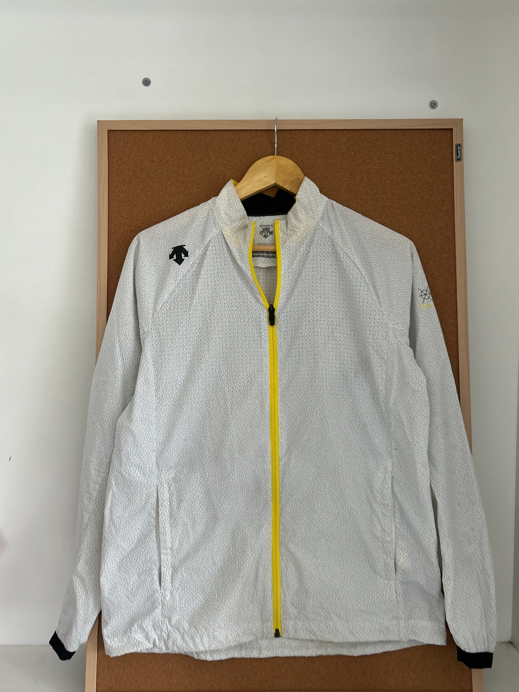 Descente sports jacket
