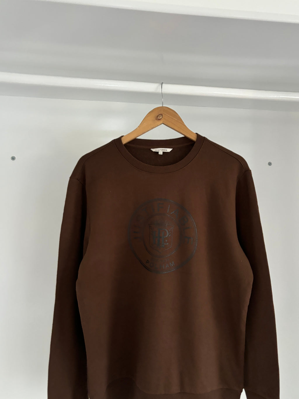 Brown graphic sweatshirt