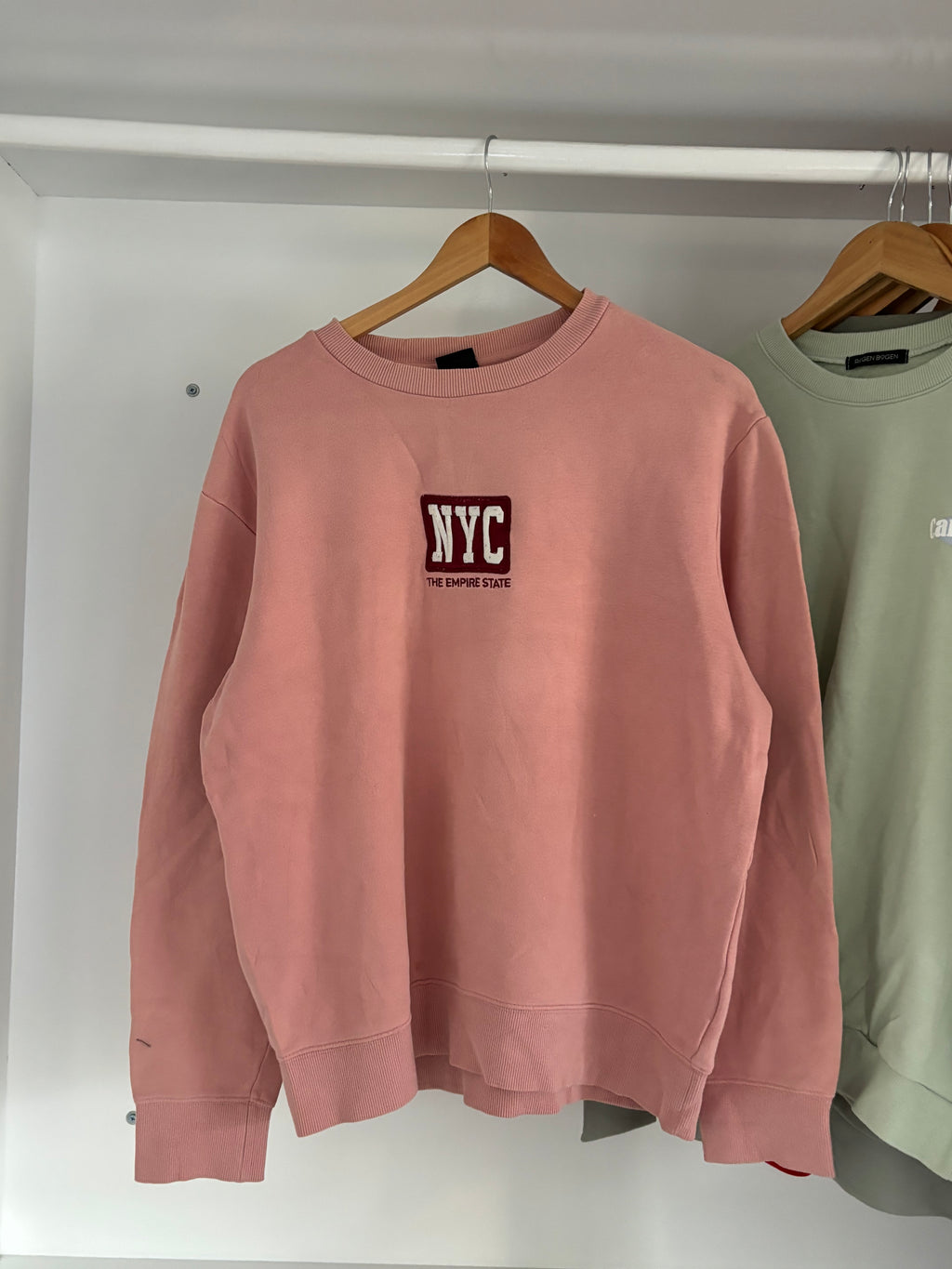 NYC sweatshirt