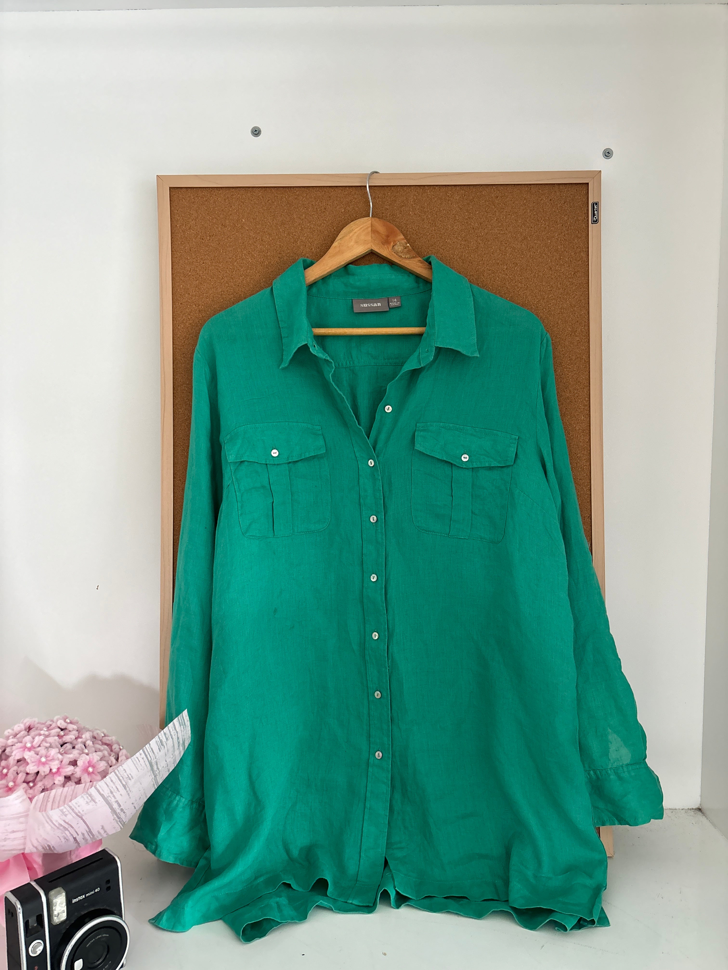 Line shirt