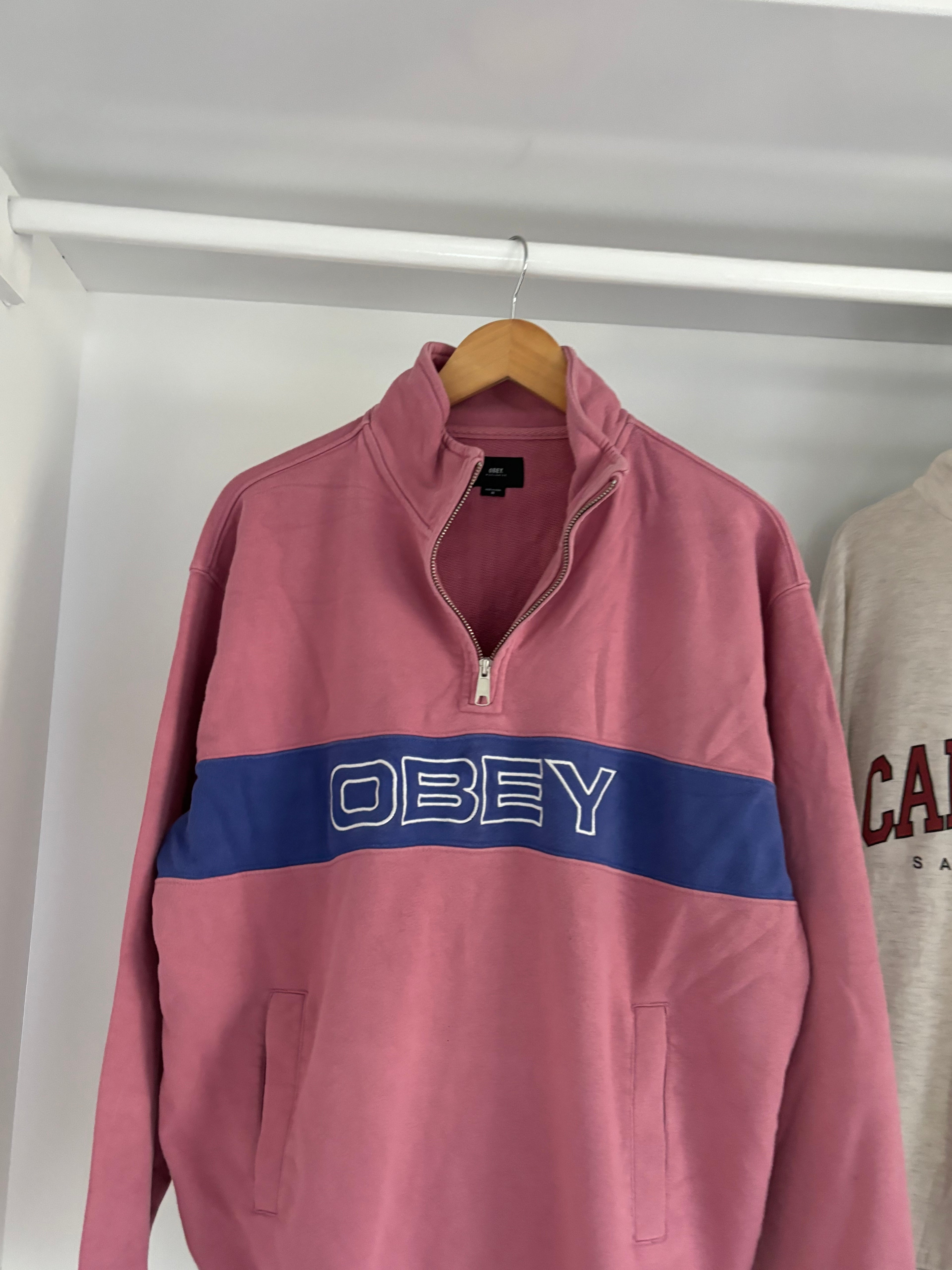 Half zipper sweatshirt