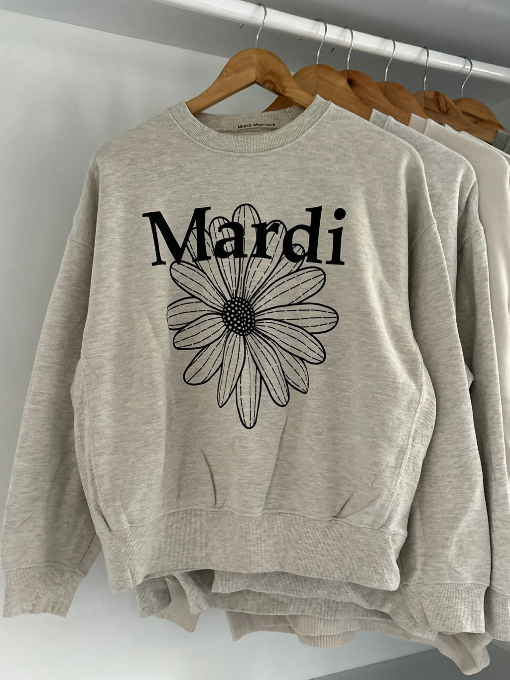 Graphic sweatshirt