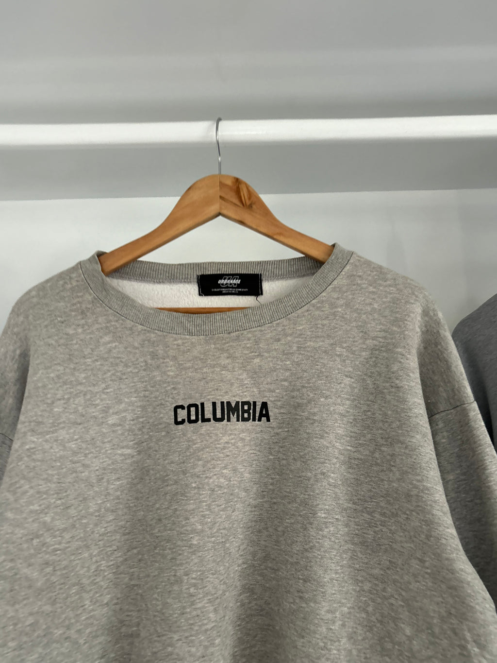 Columbia sweatshirt