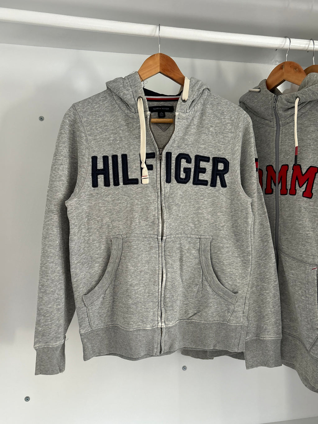 Tommy hilfigher zipper hoodie.
