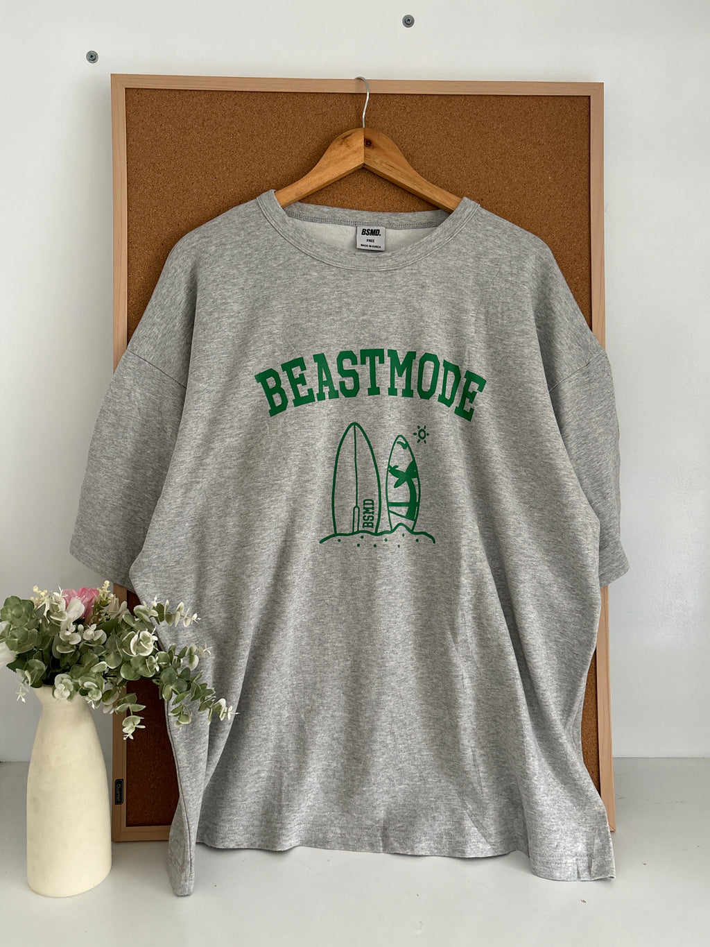 Graphic tshirt