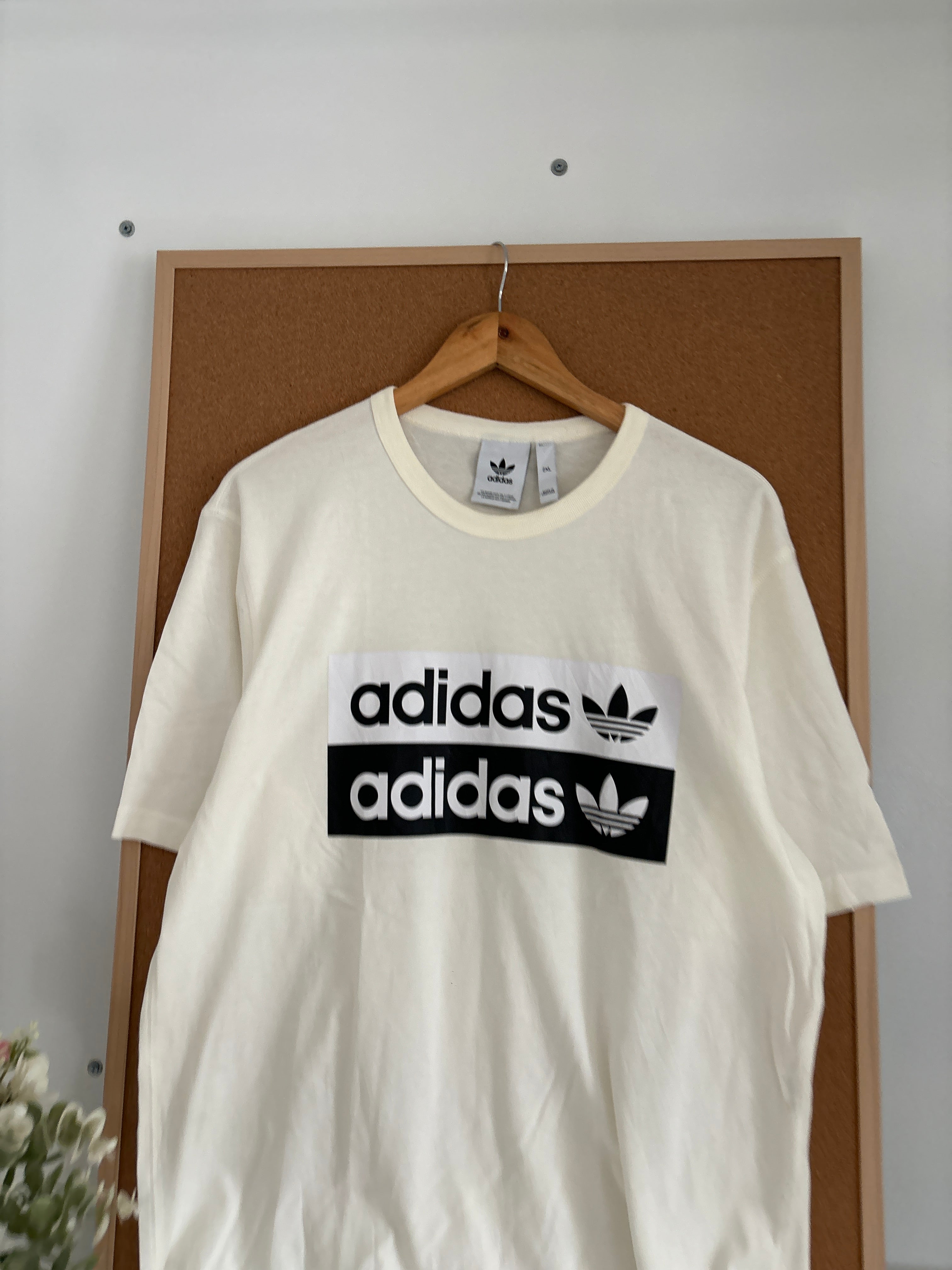 Adidas T-shirt