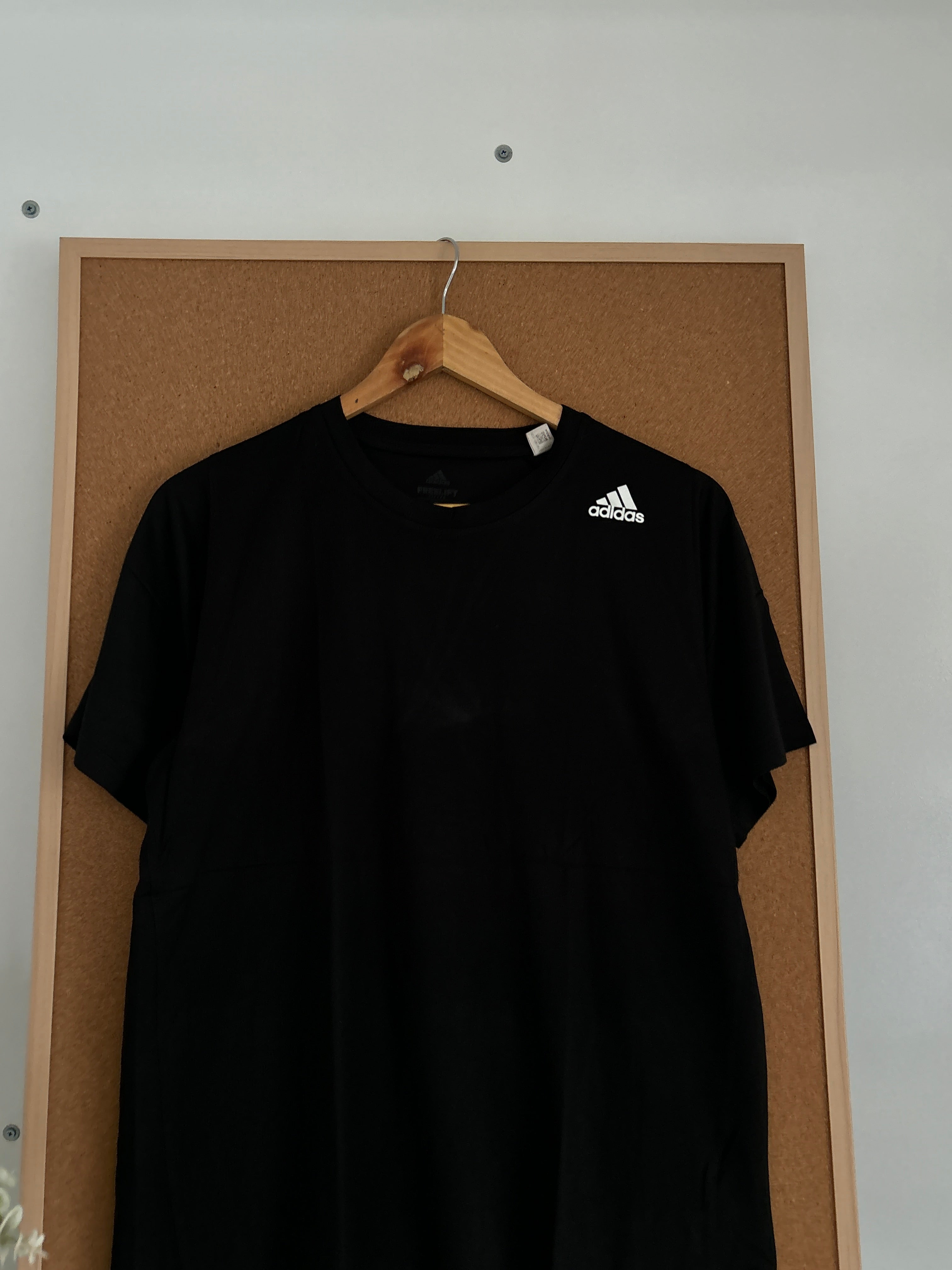 Adidas tshirt