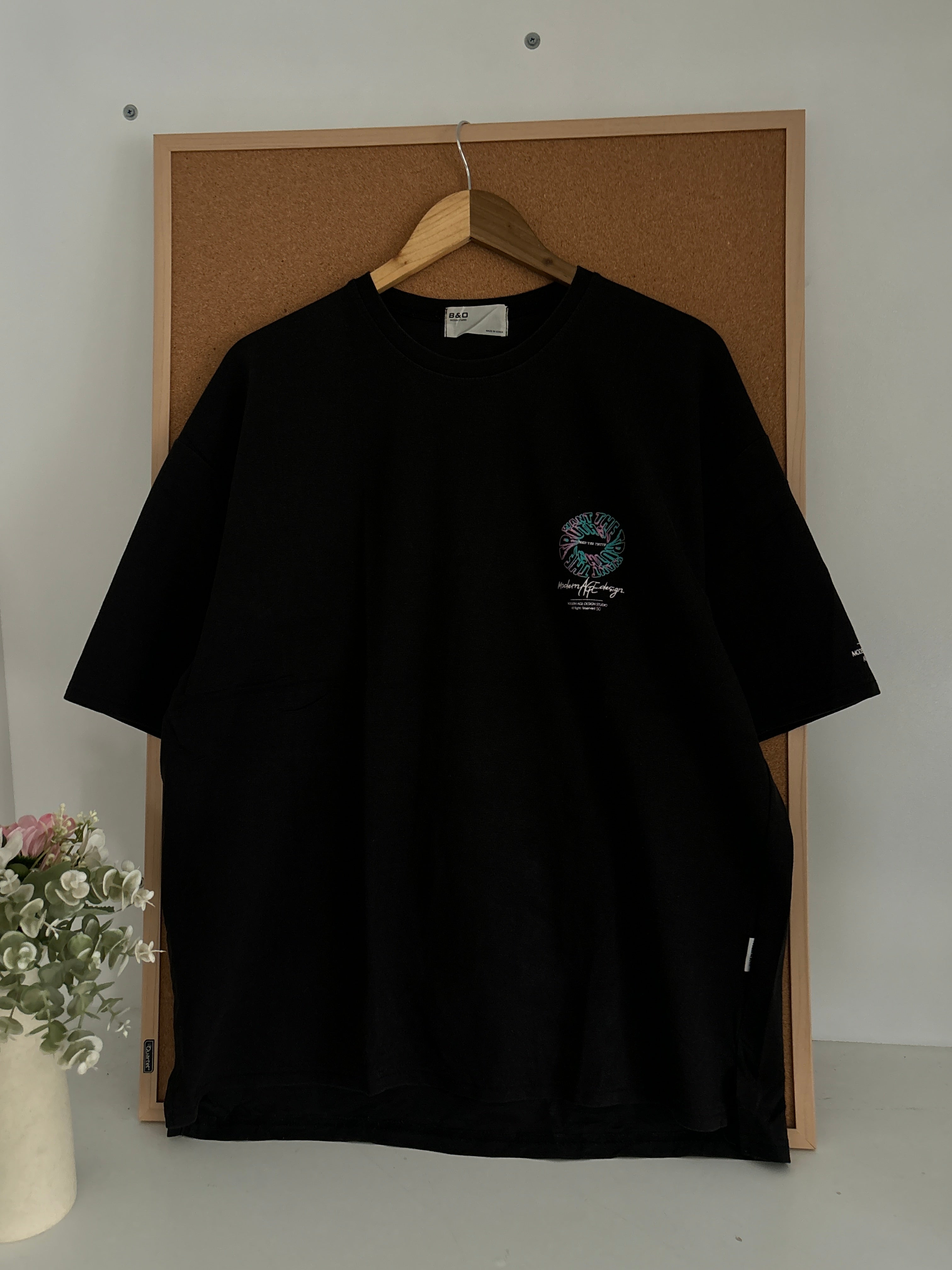 Graphic tshirt