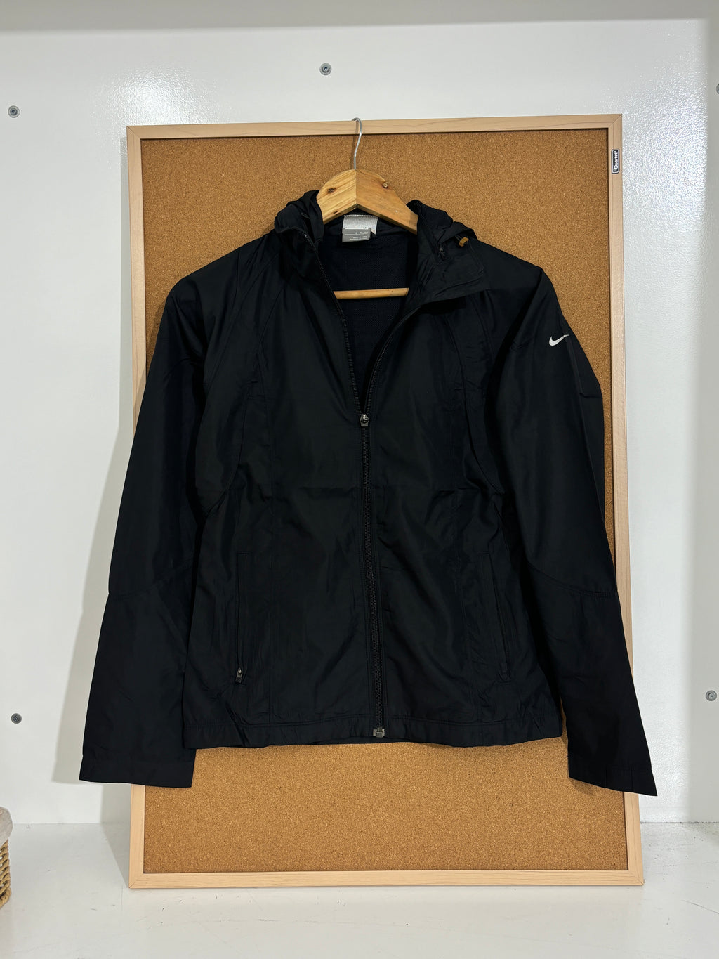 Nikes sports ( waterproof ) jacket