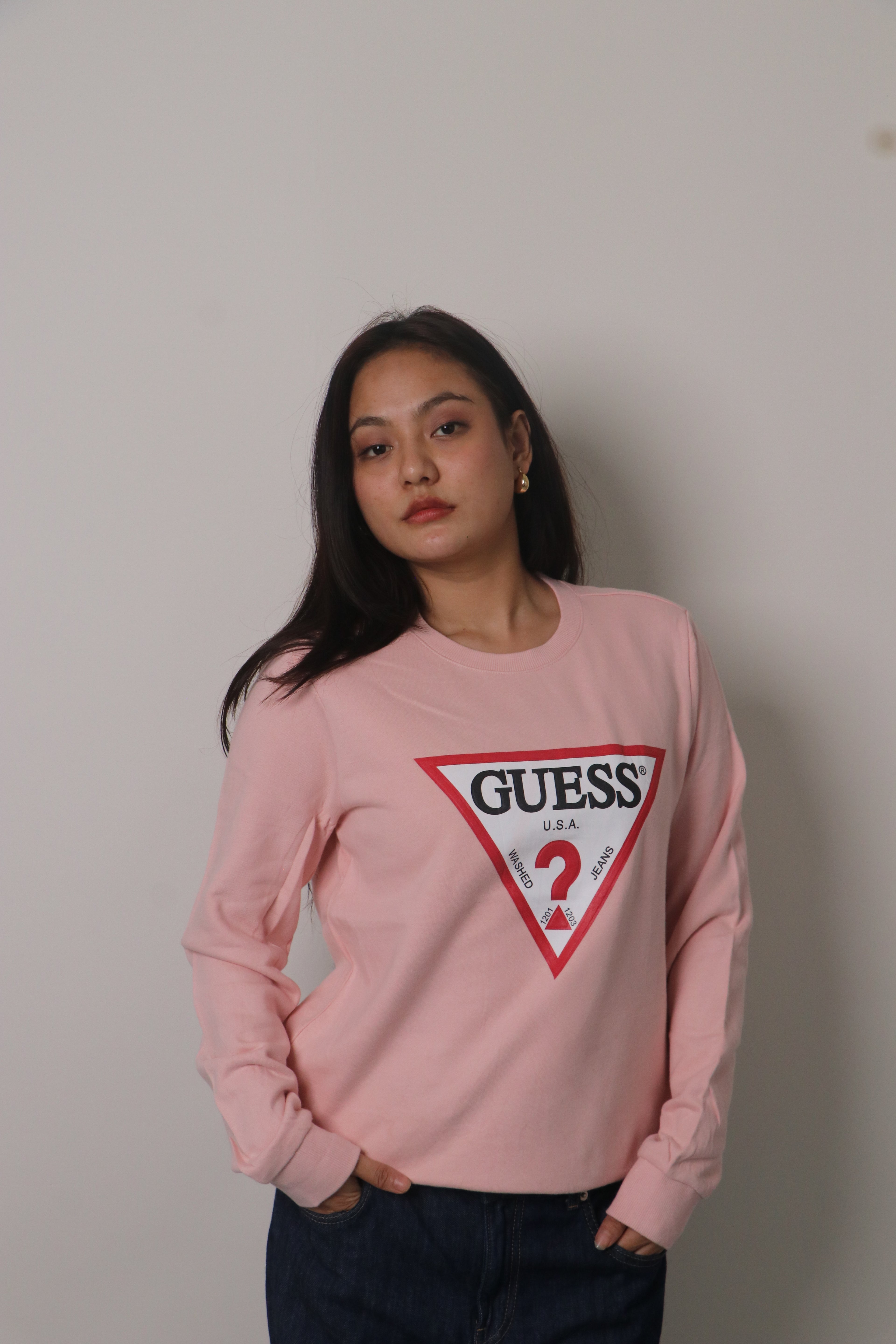 Guess Sweatshirt