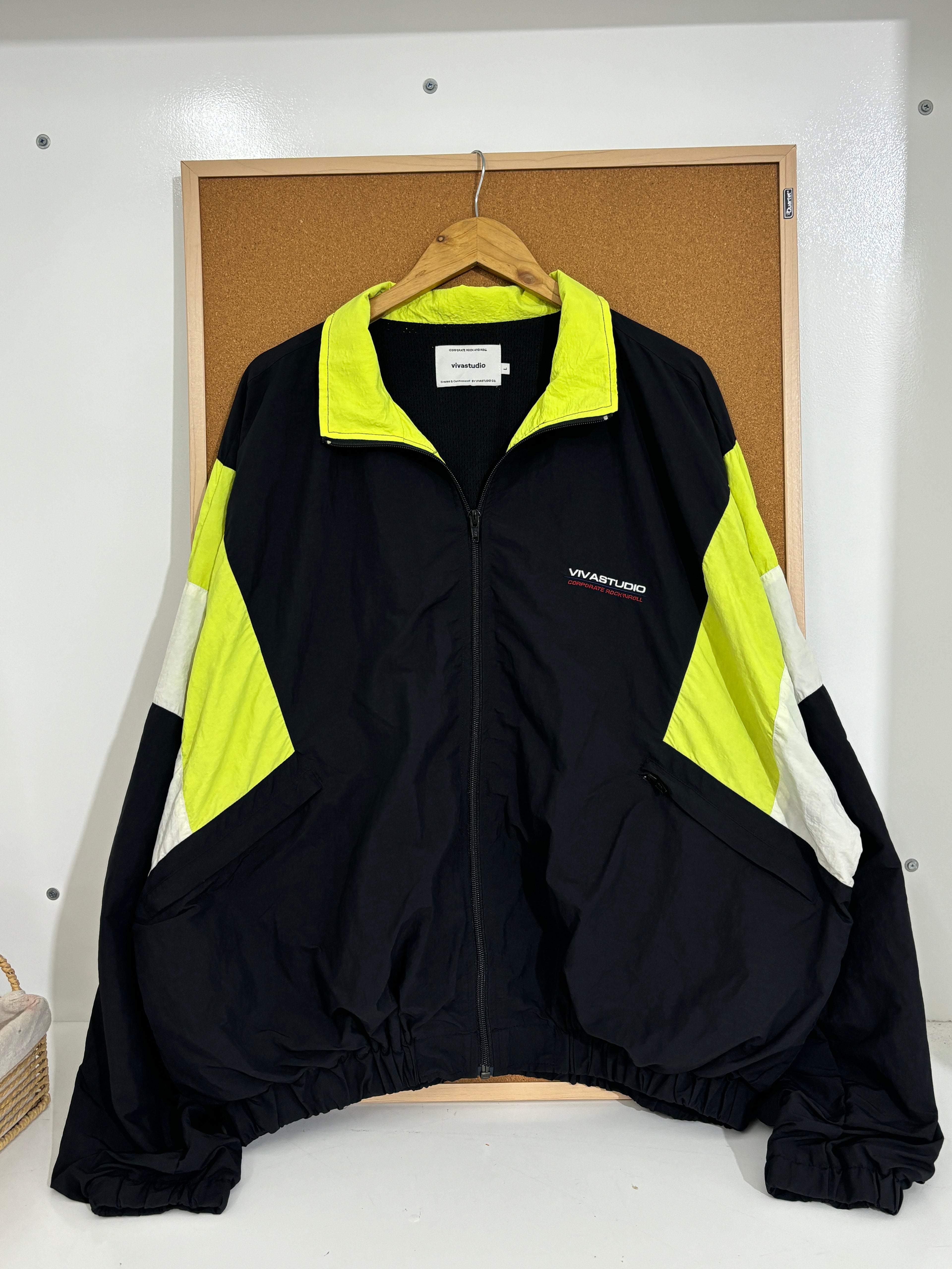 Vivastudio bomber jacket