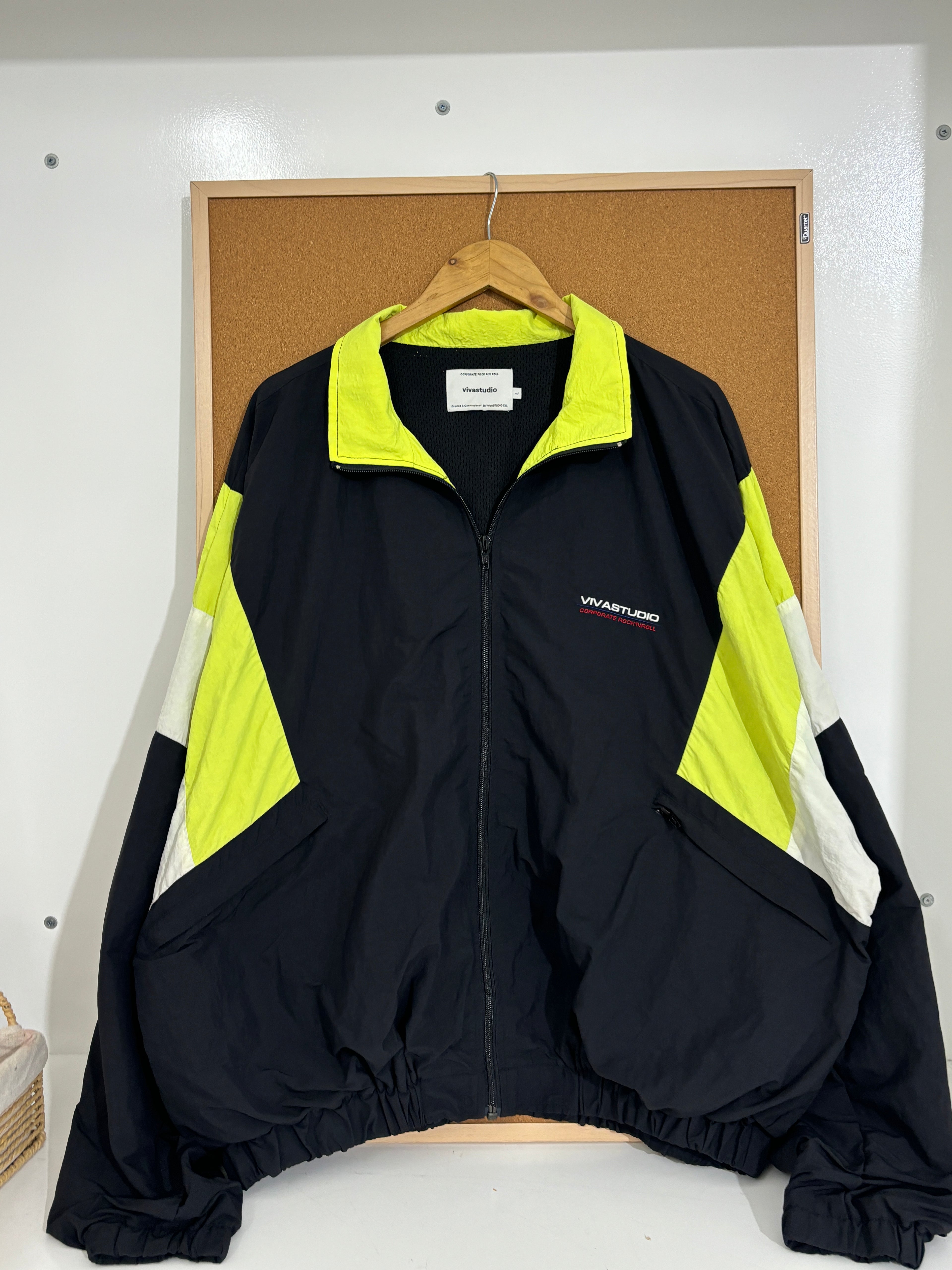 Vivastudio bomber jacket