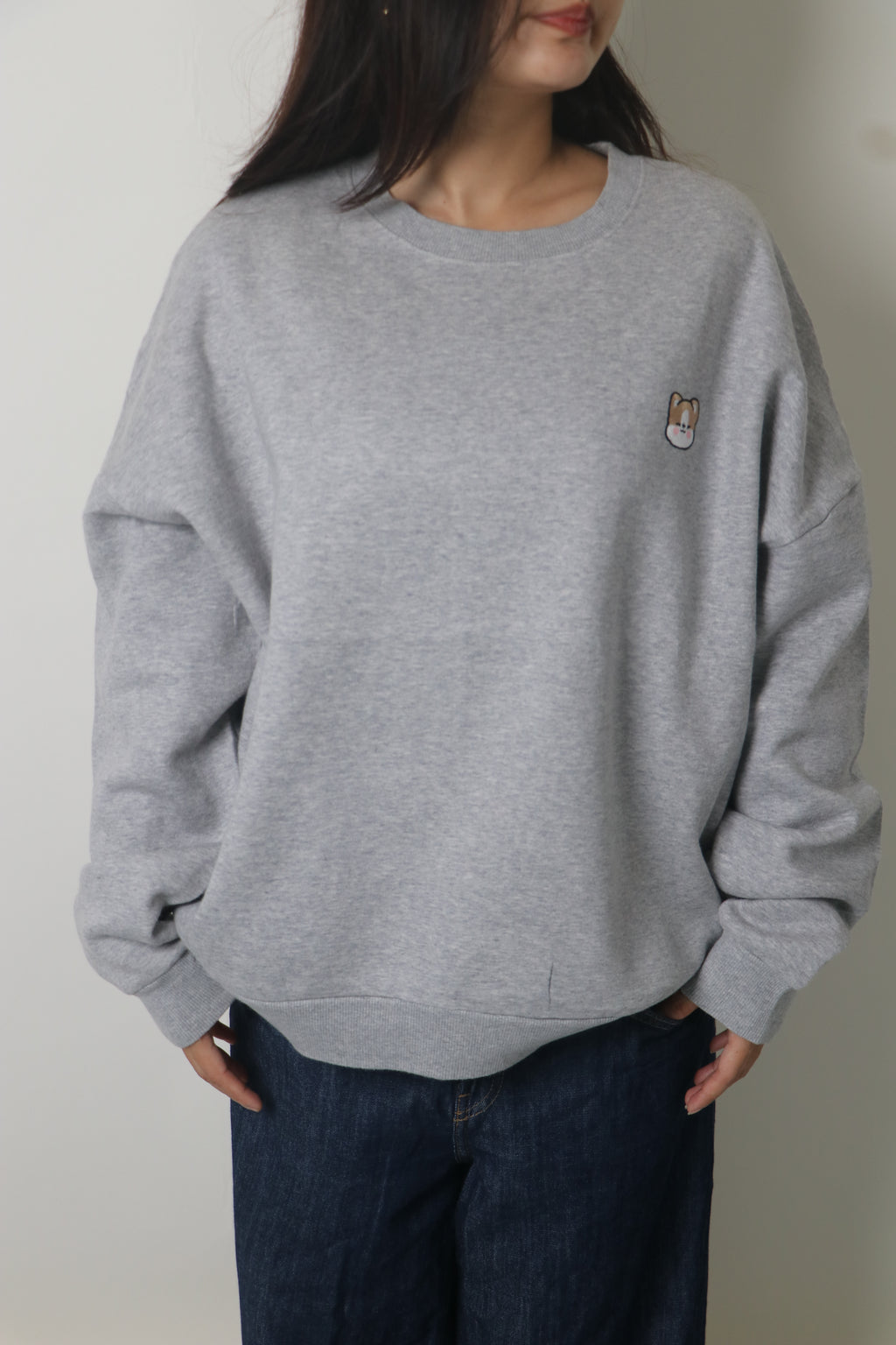 Sweatshirt