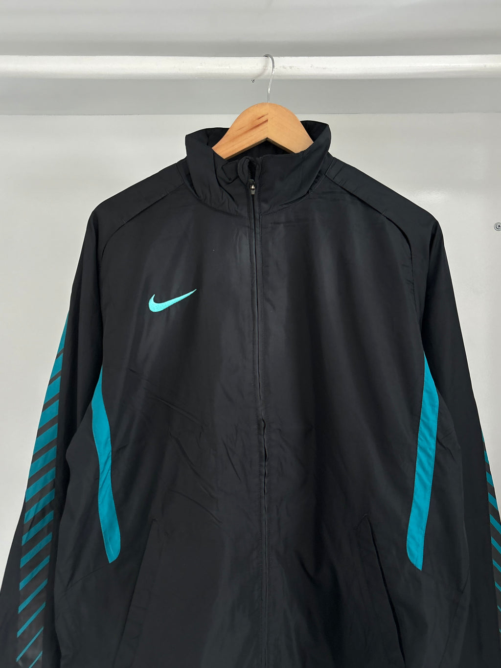 Nike windbreaker