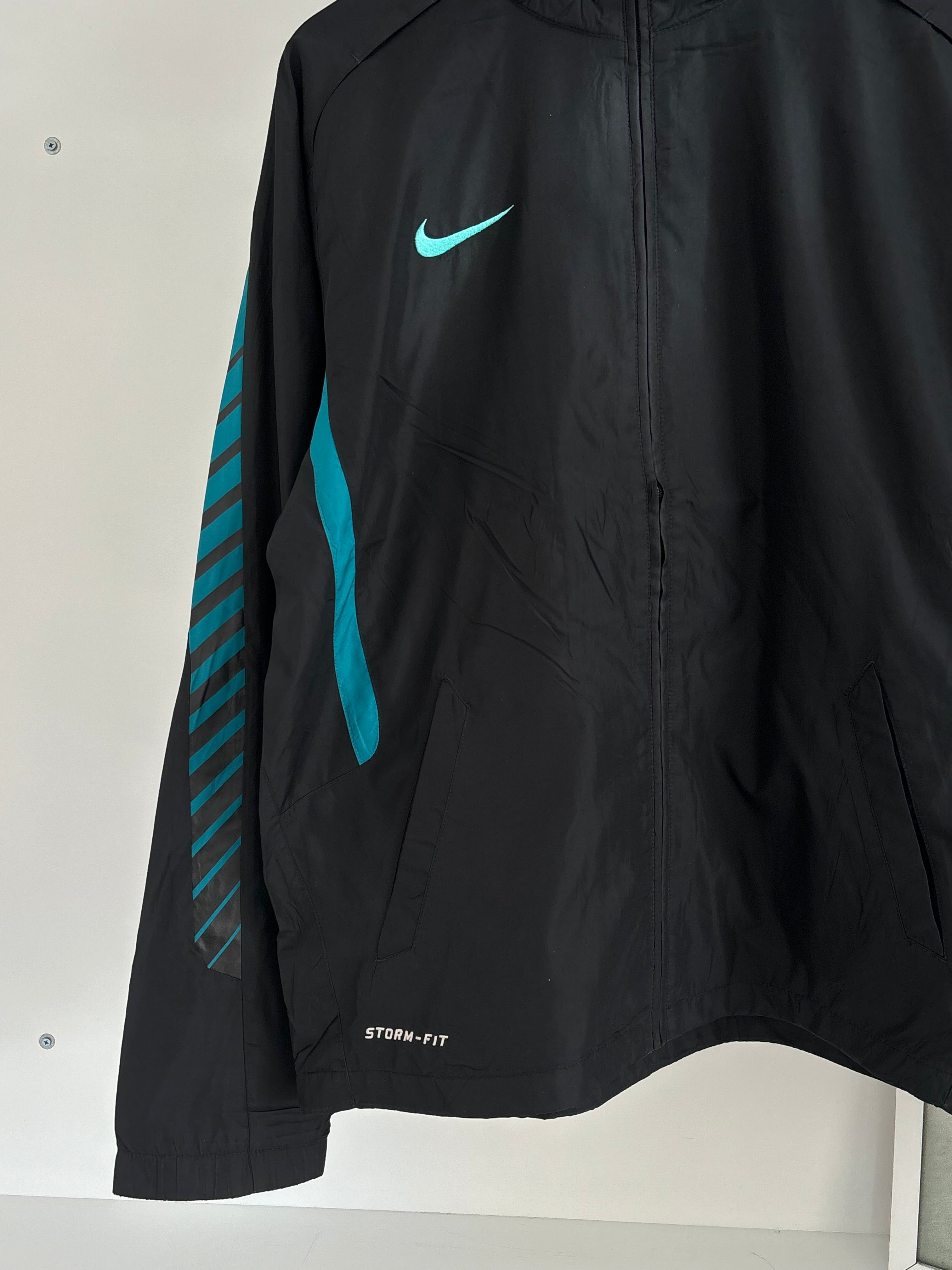 Nike windbreaker