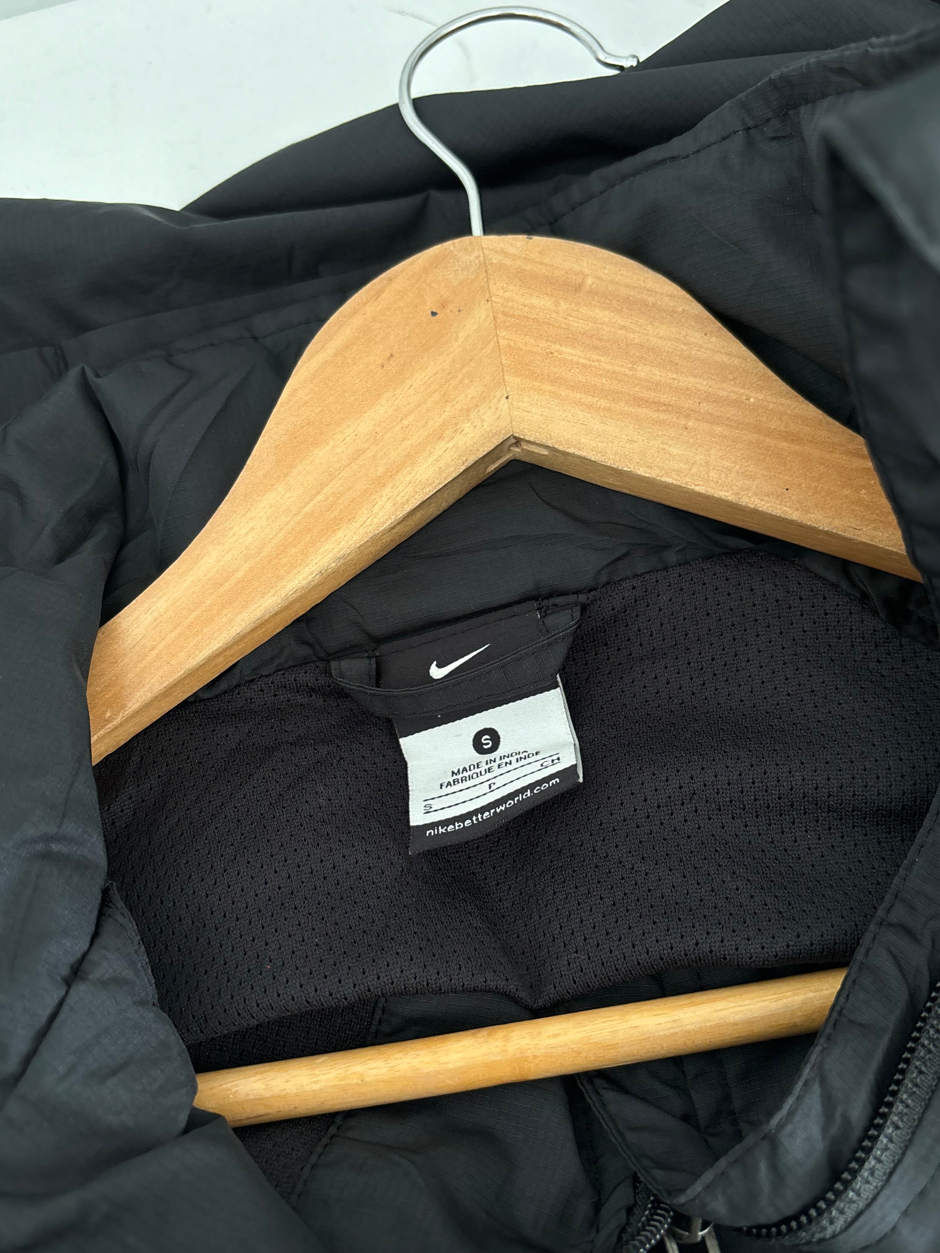 Nike windbreaker