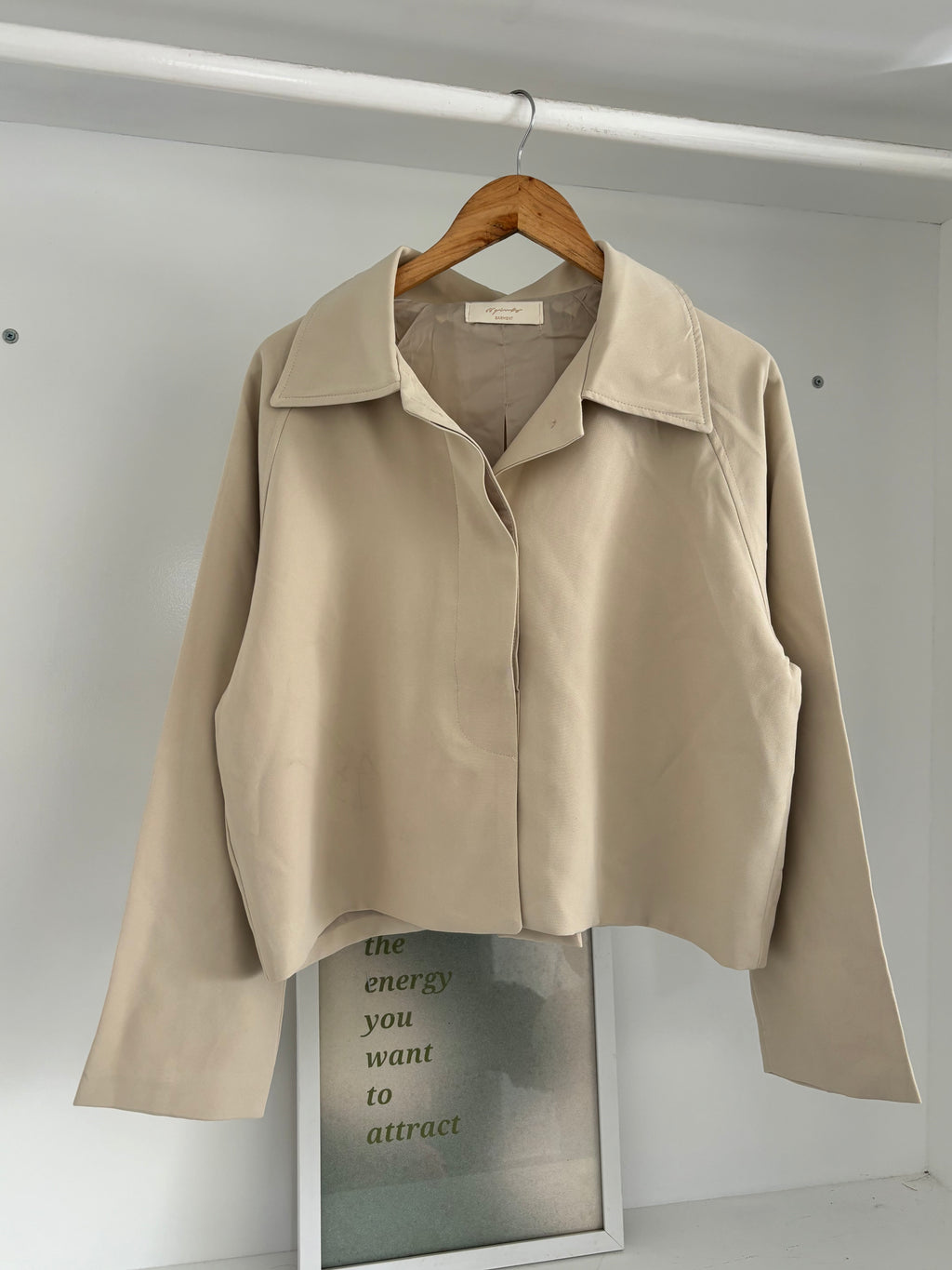 Short trench coat