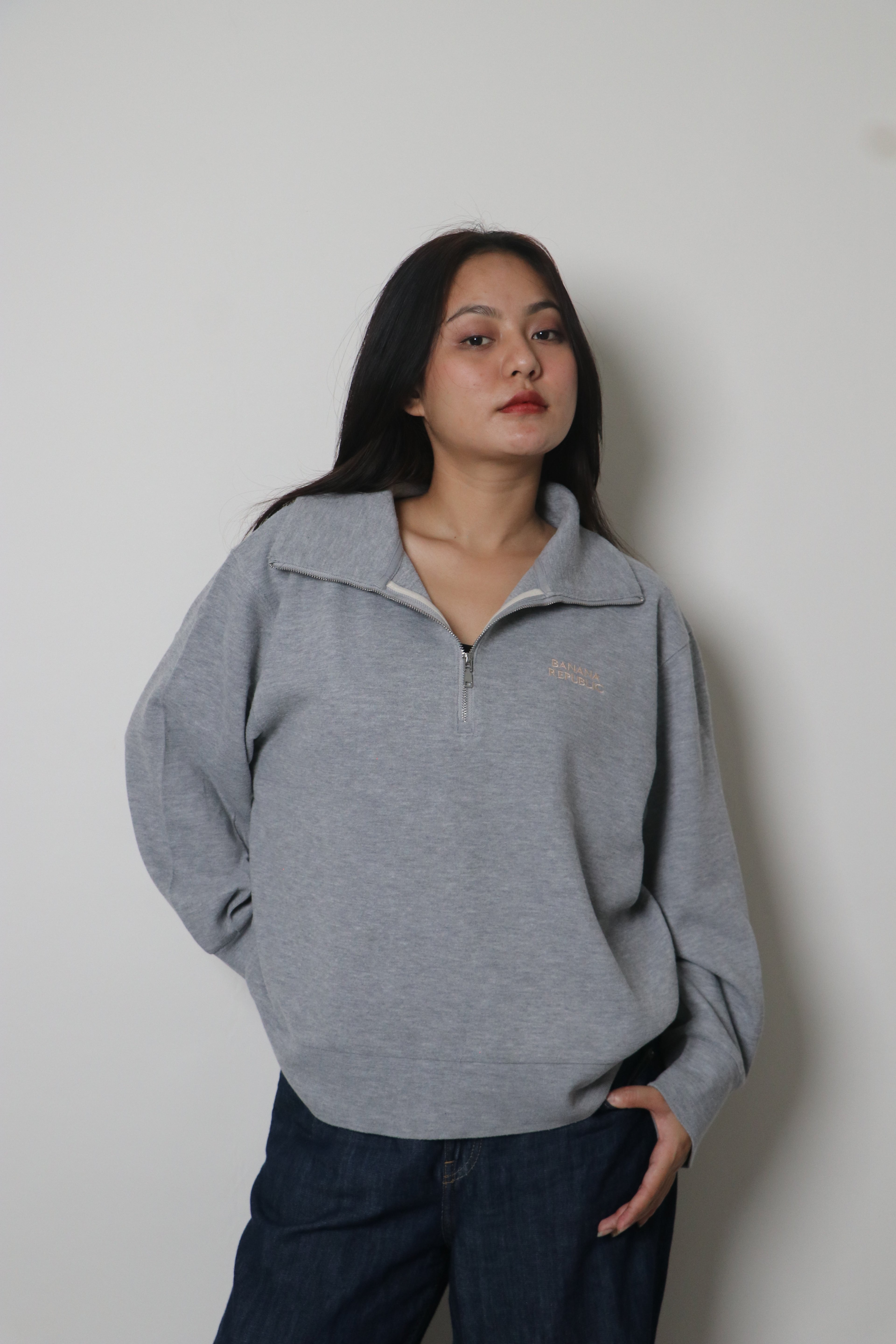 Half-zipper sweatshirt