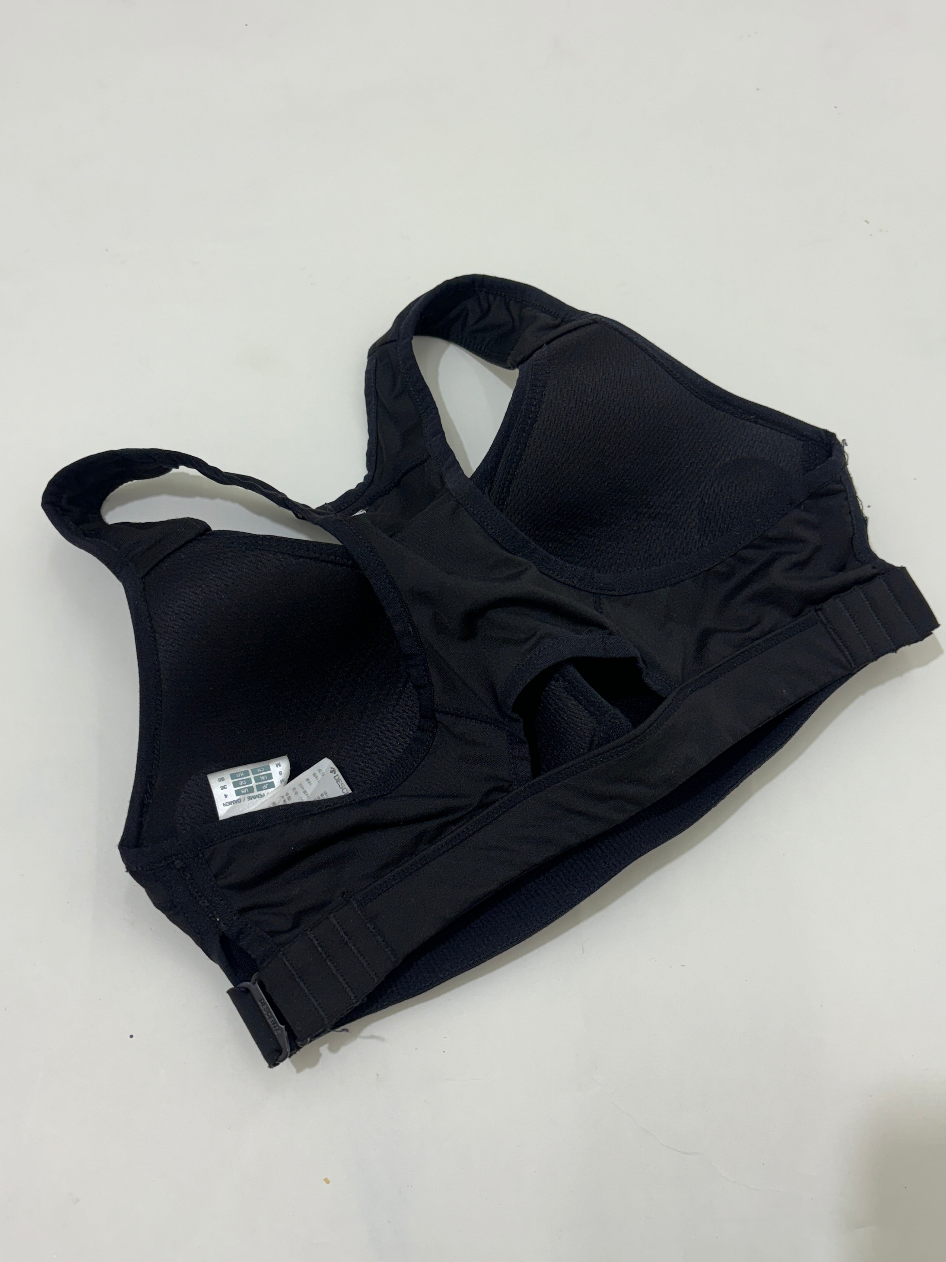 Descente Sport bra