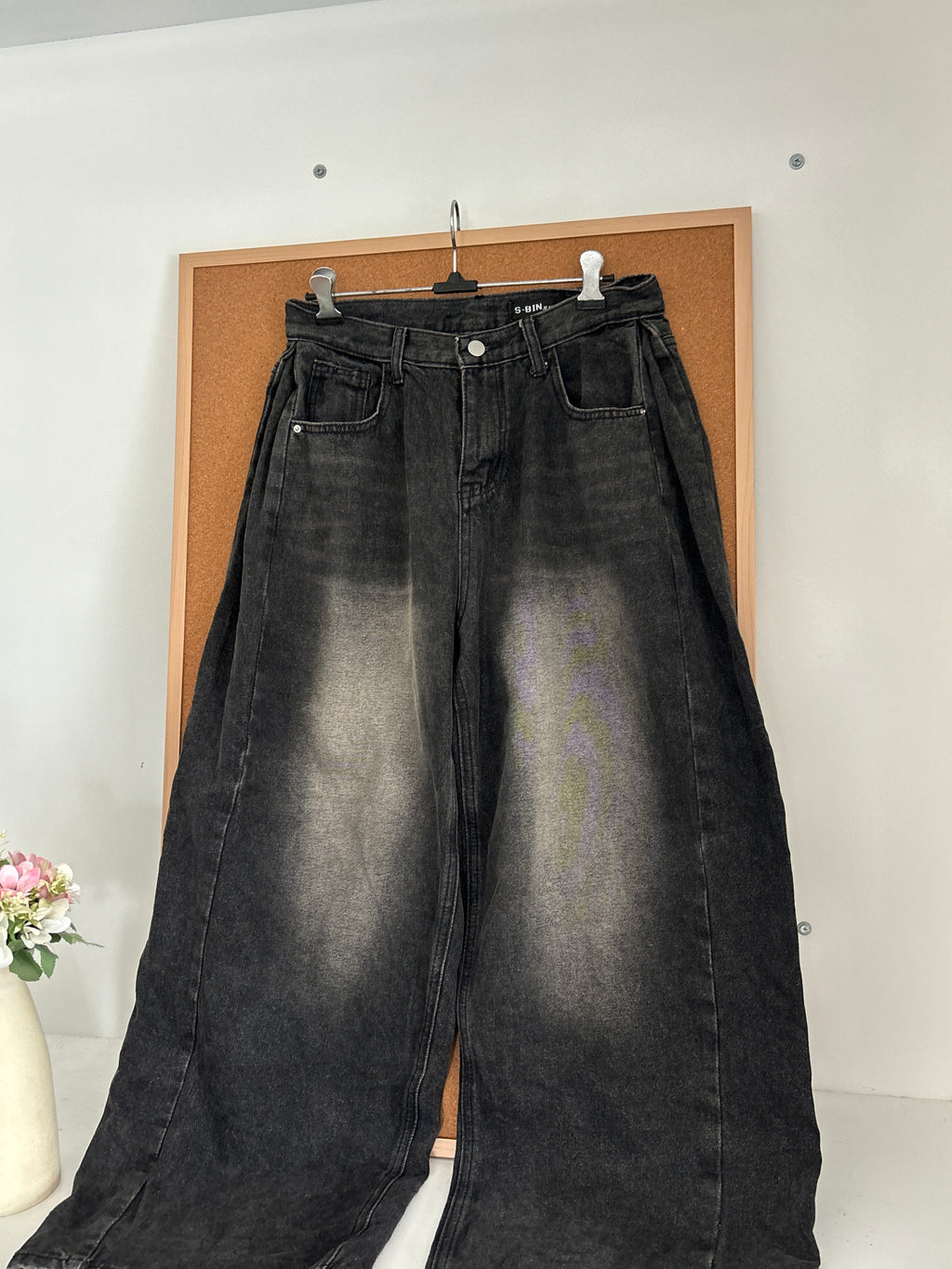 High waisted baggy denim
