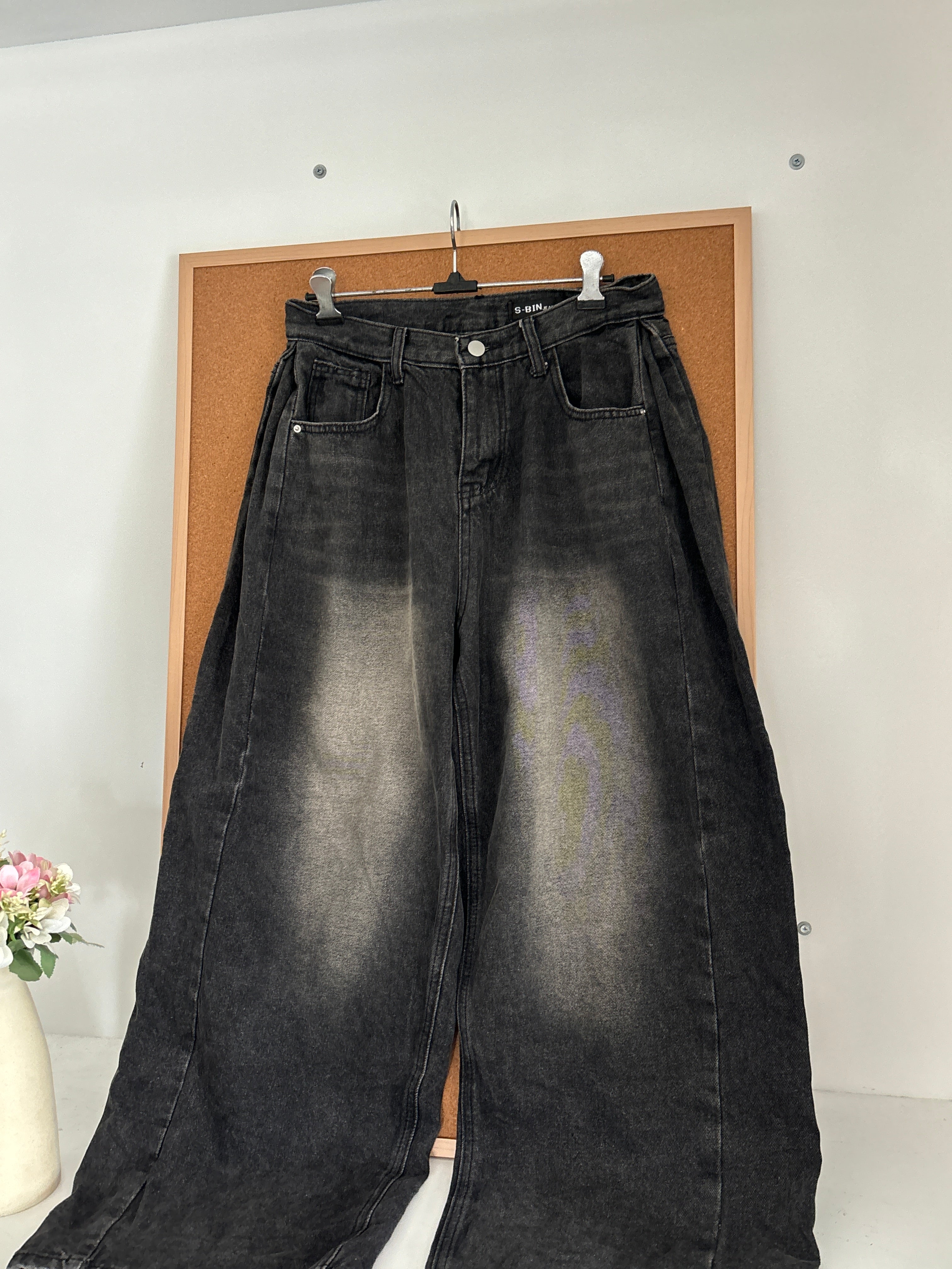 High waisted baggy denim