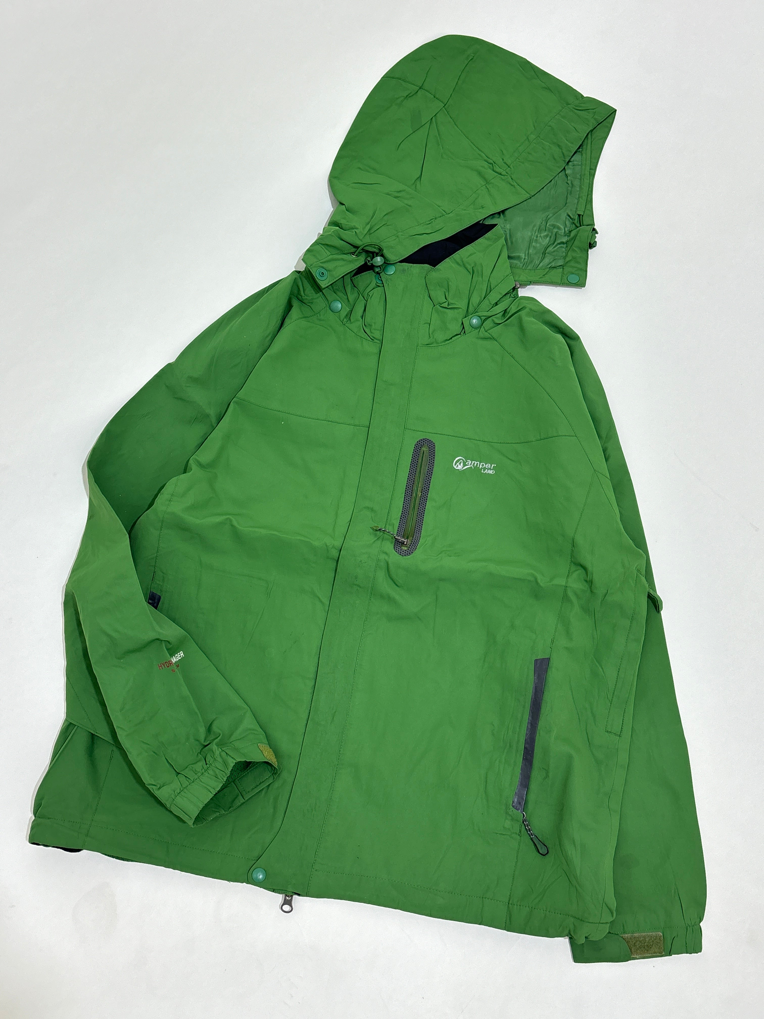 hooded outdoor jacket by Camper Land