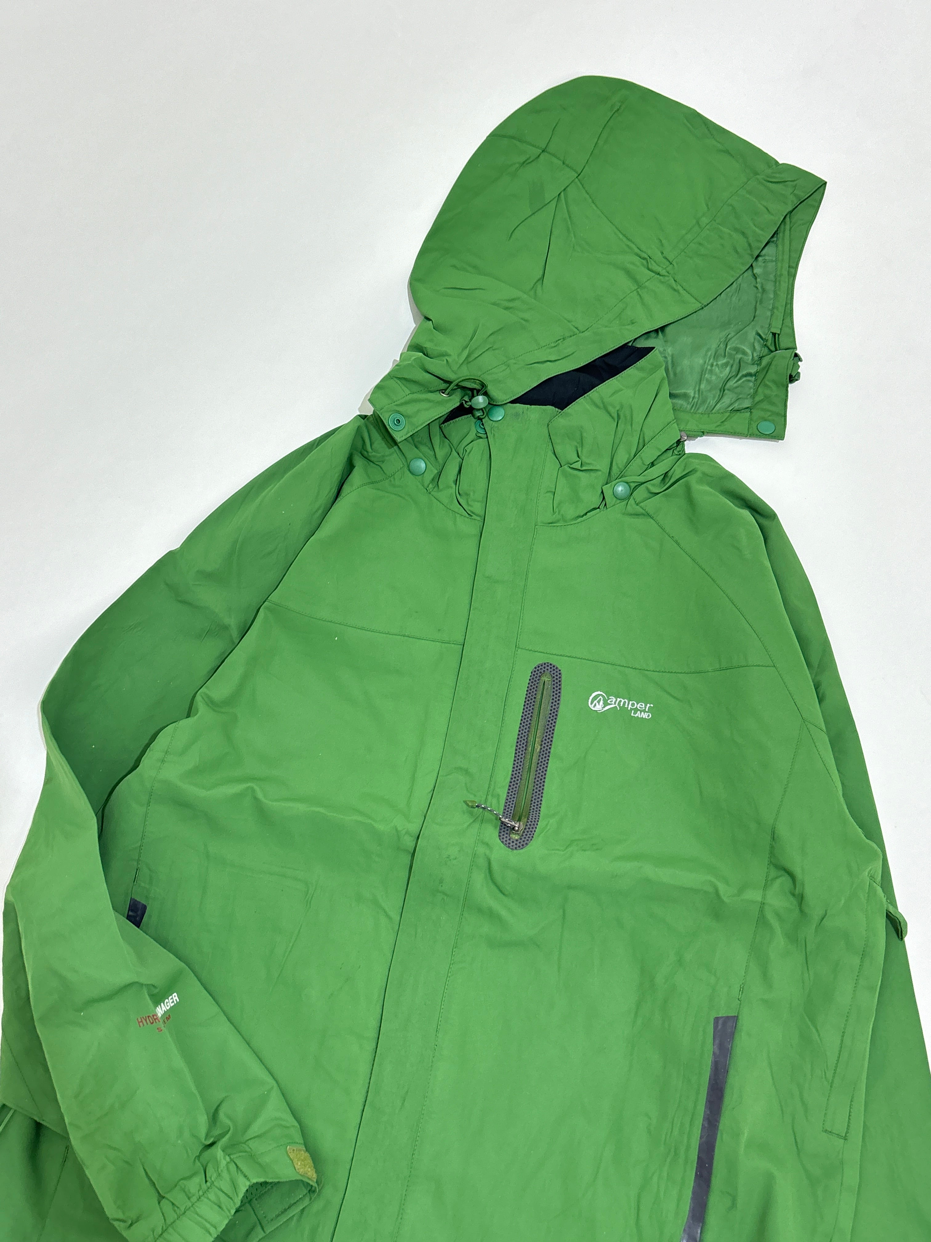 hooded outdoor jacket by Camper Land