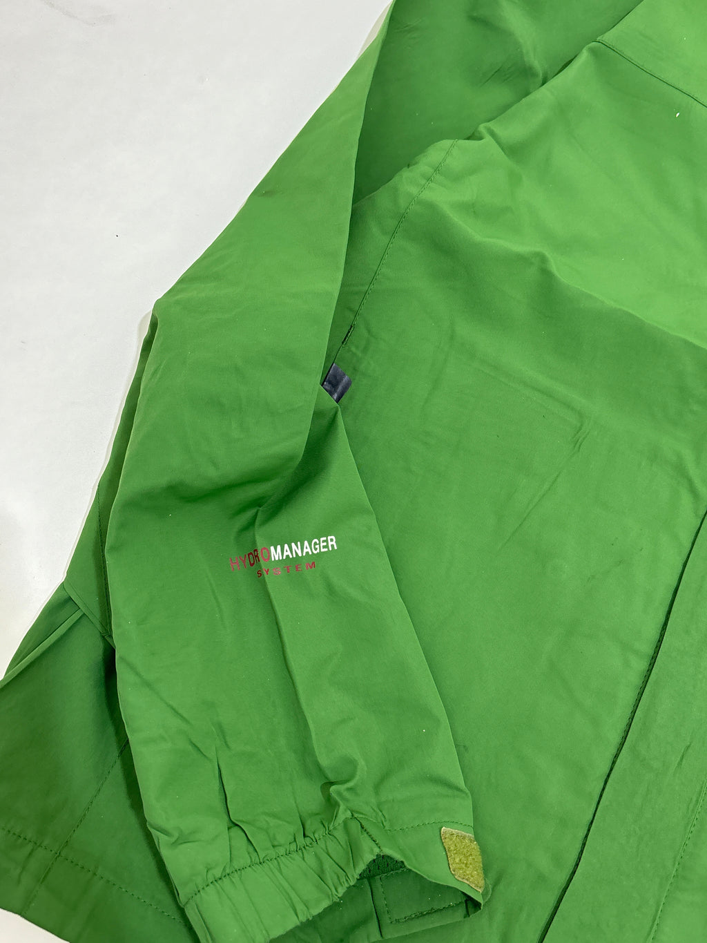 hooded outdoor jacket by Camper Land