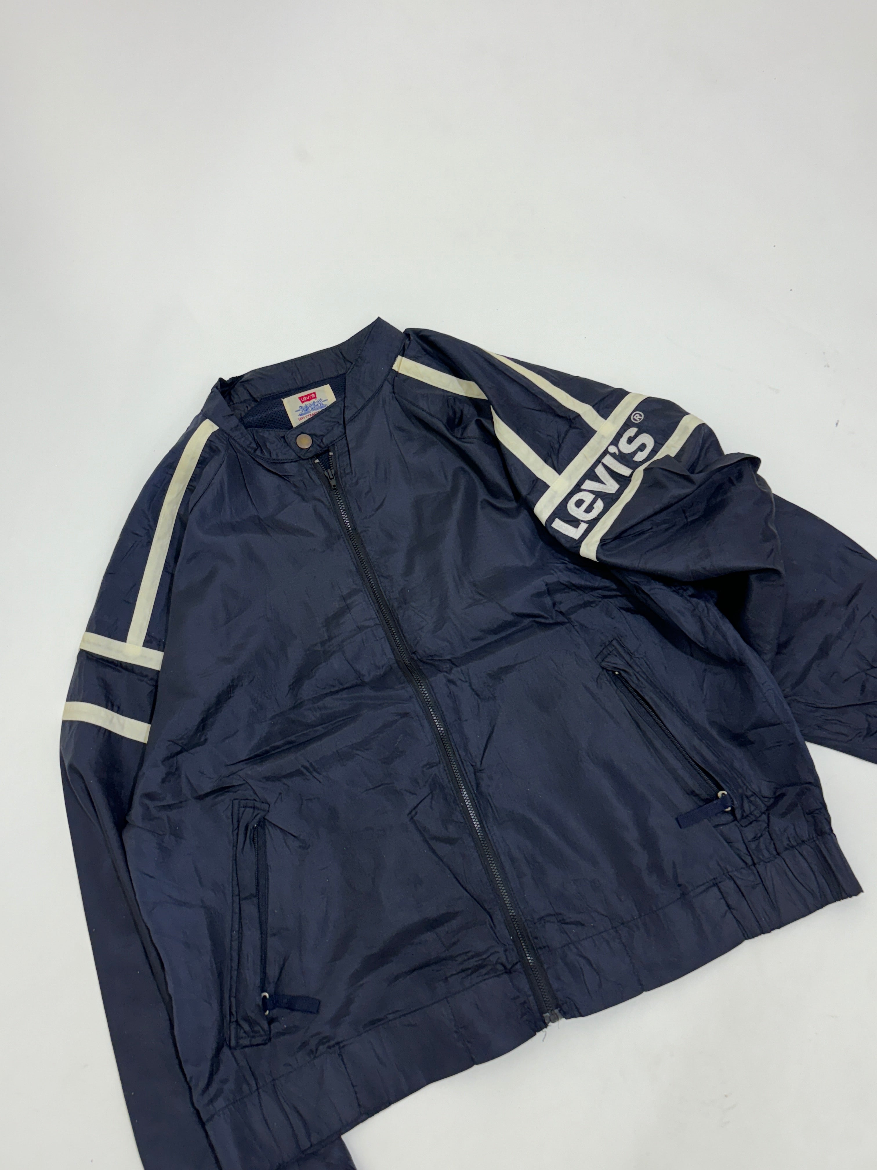 Levis windbreaker