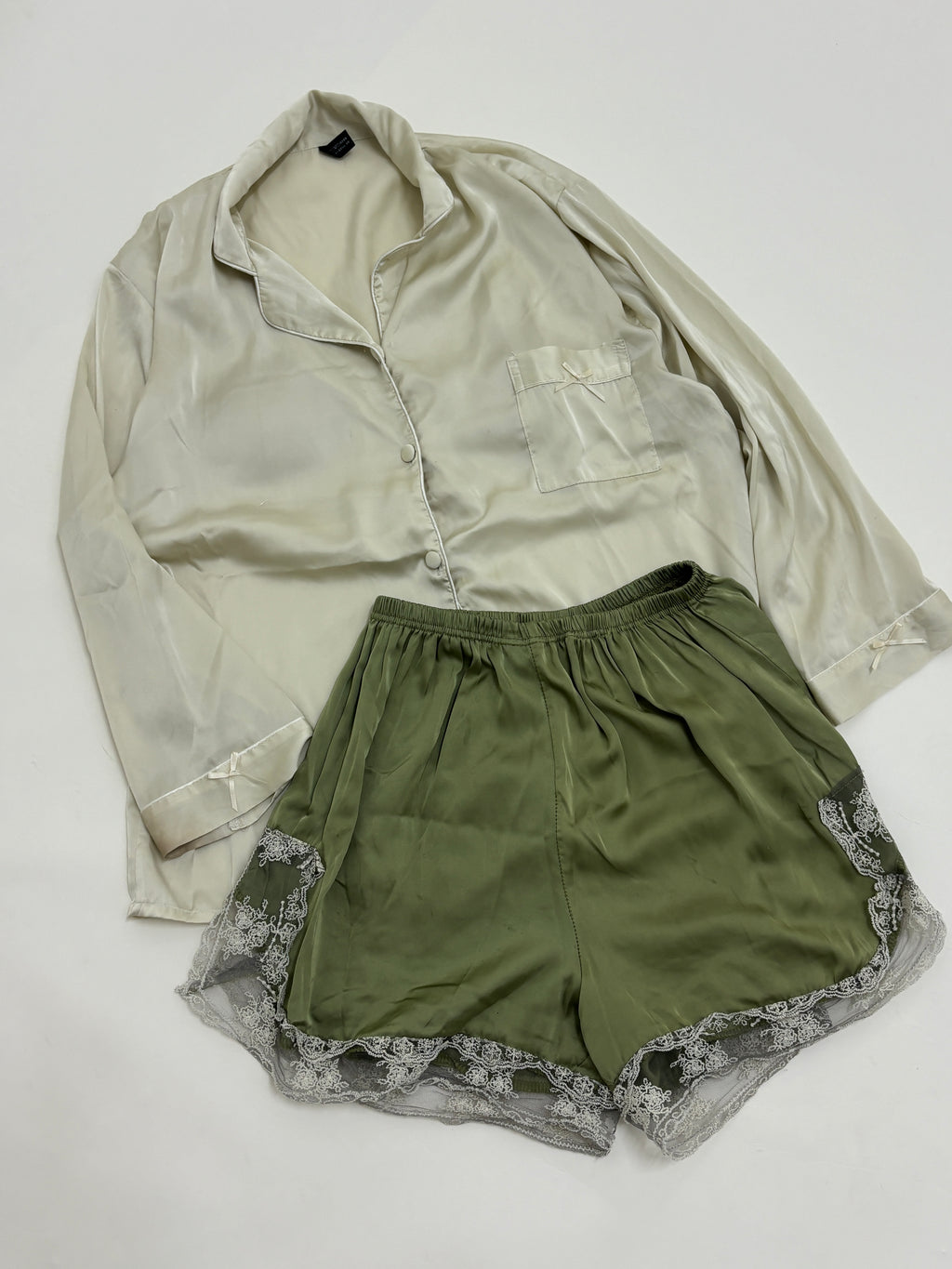 Green lacy pj set