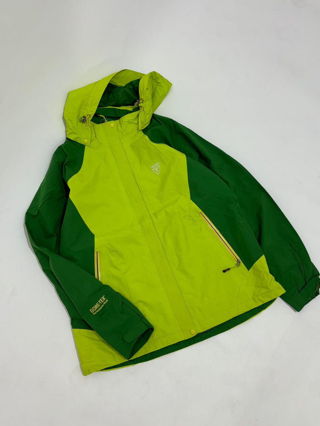 GORE-TEX Performance Shell By Treksta