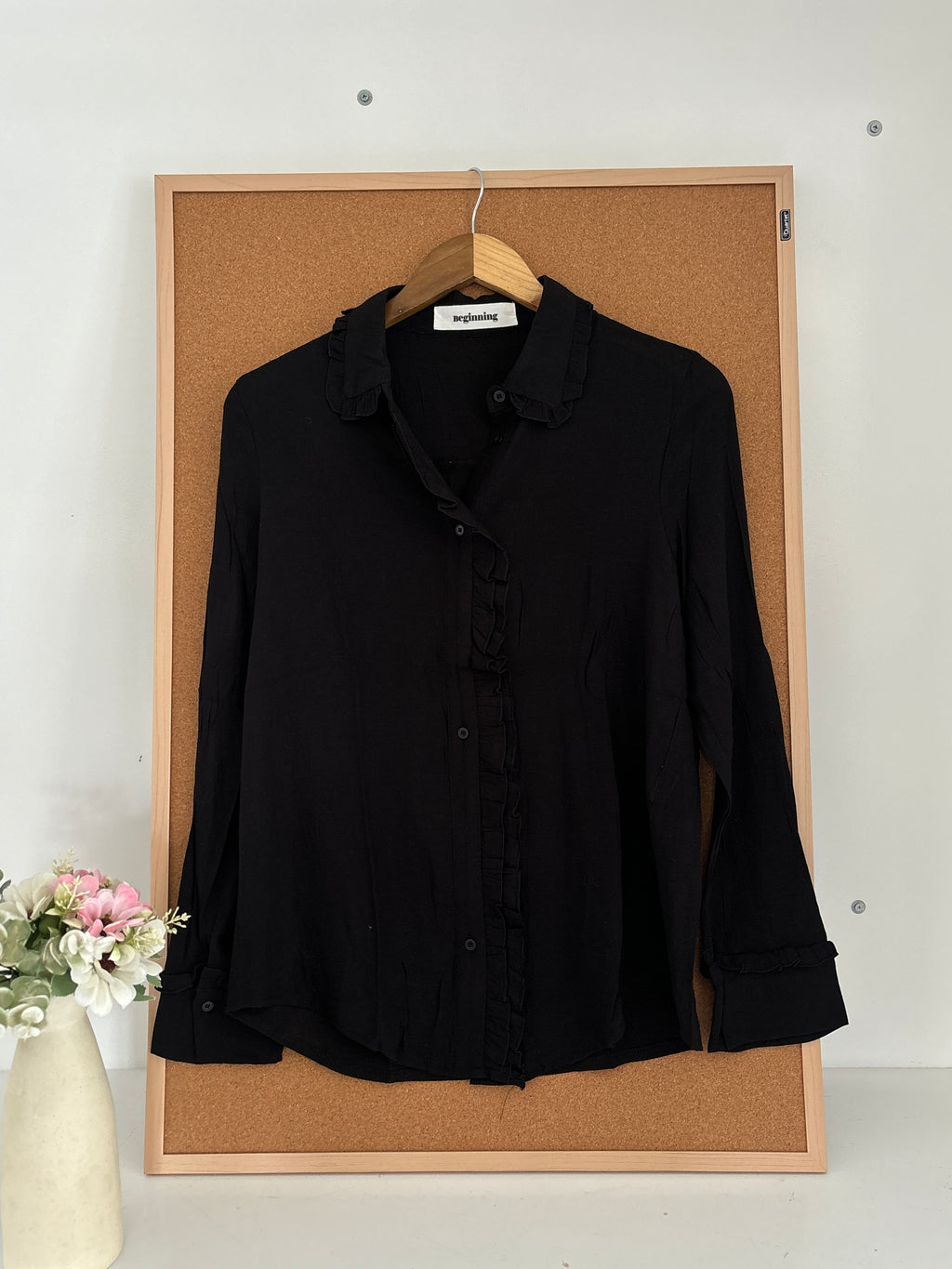 Black shirt